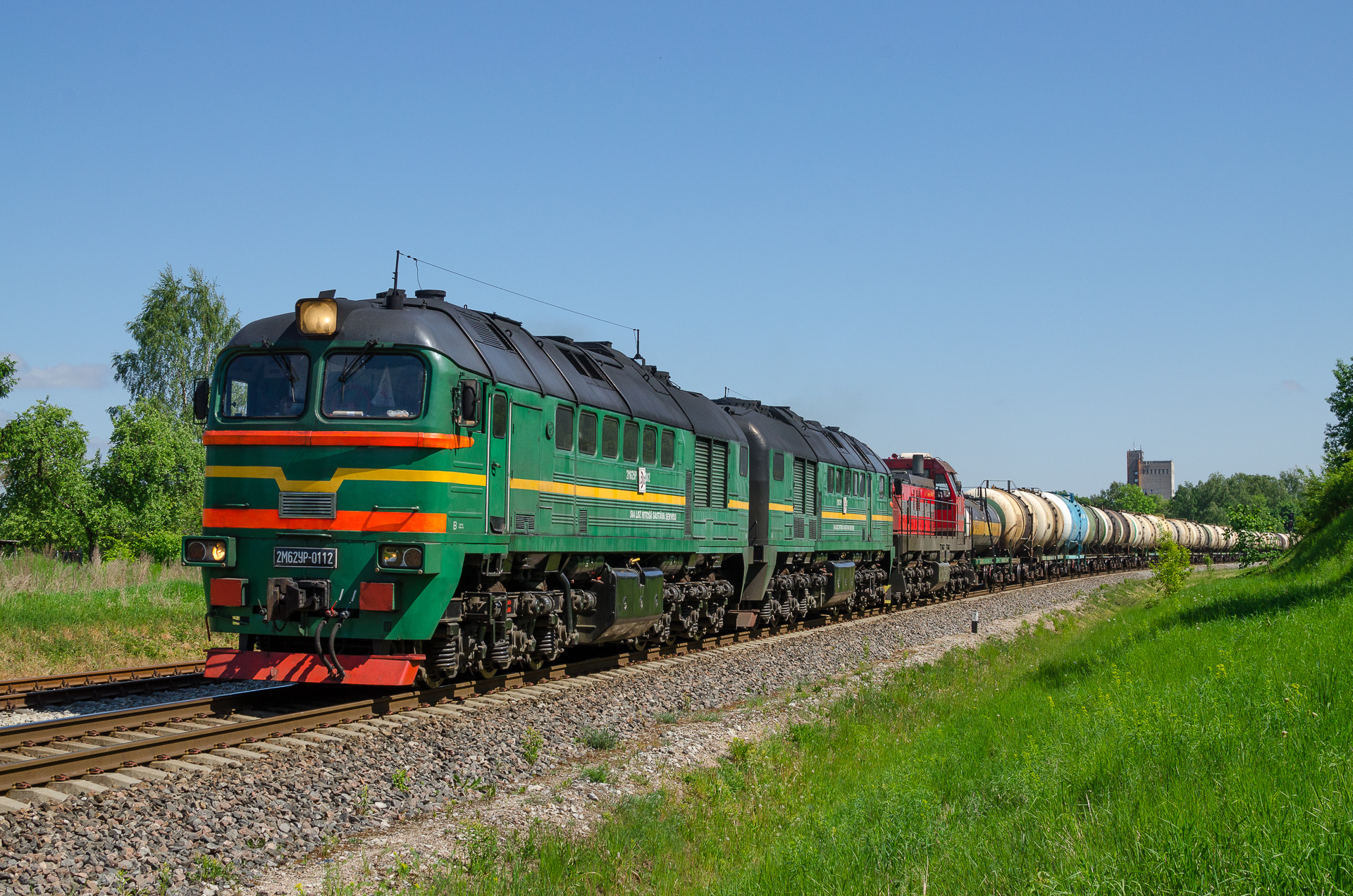 Luhanskteplovoz 2M62UR – photo 4