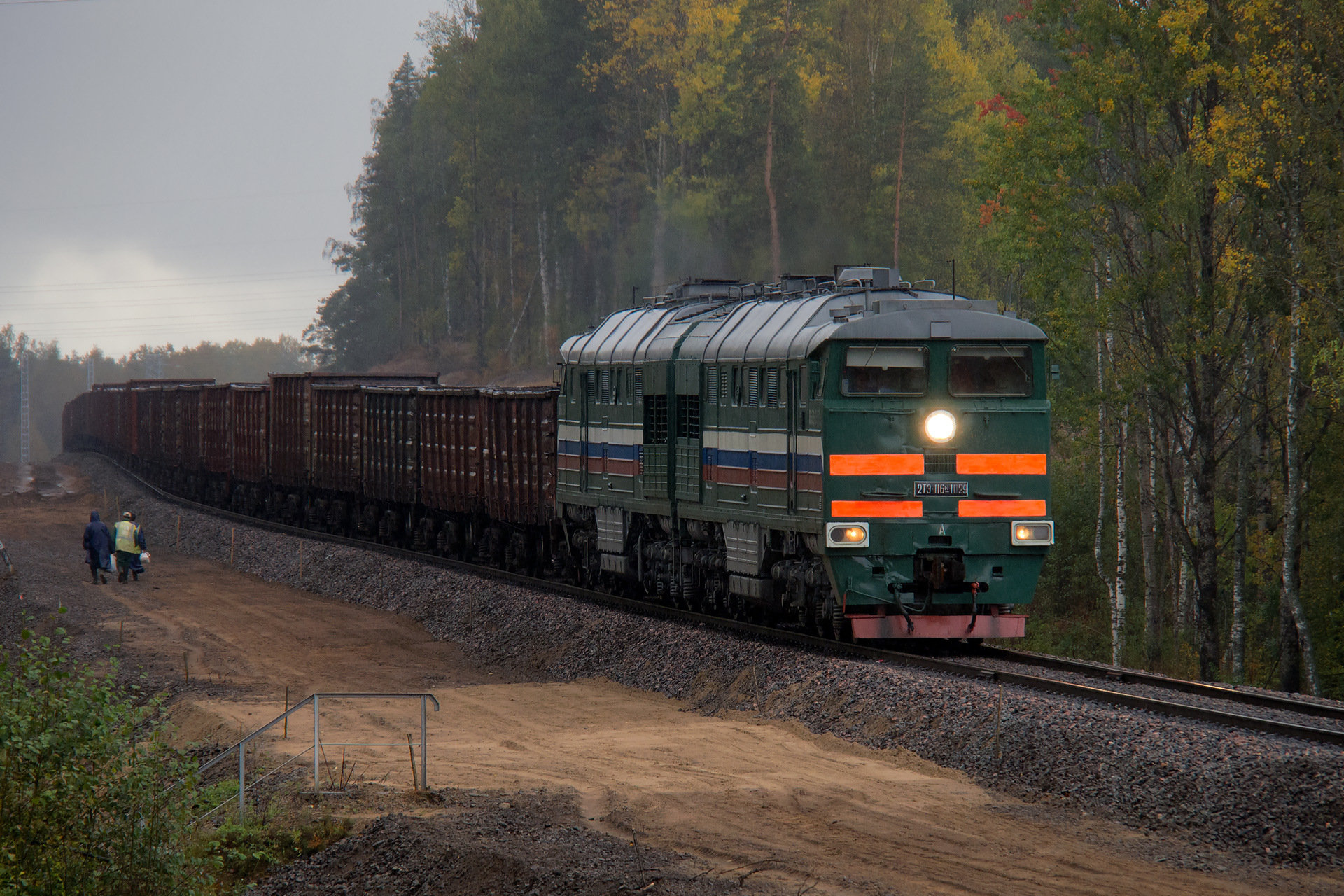 Luhanskteplovoz 2TE116K – photo 13