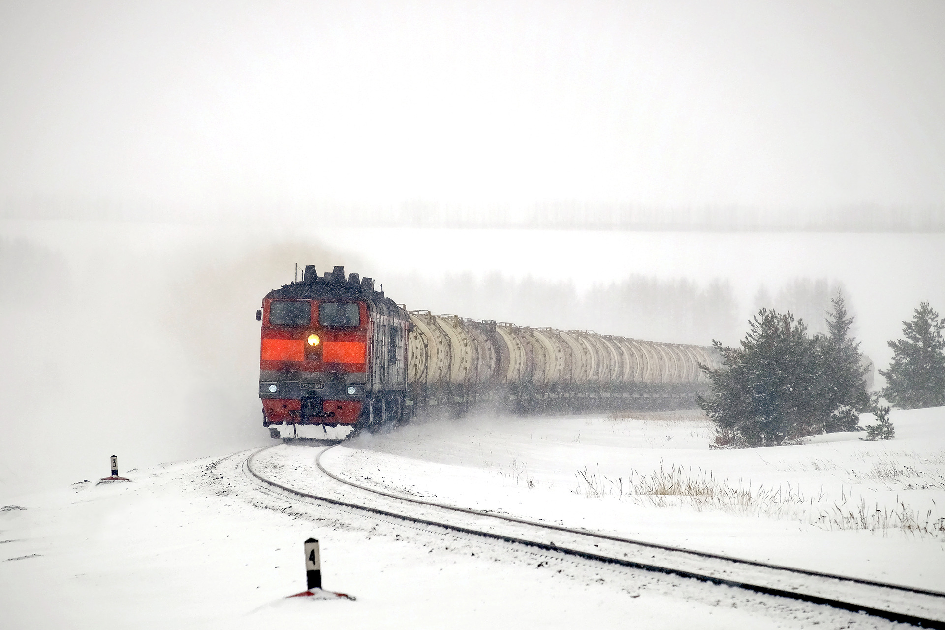 Luhanskteplovoz 3TE10U – photo 24