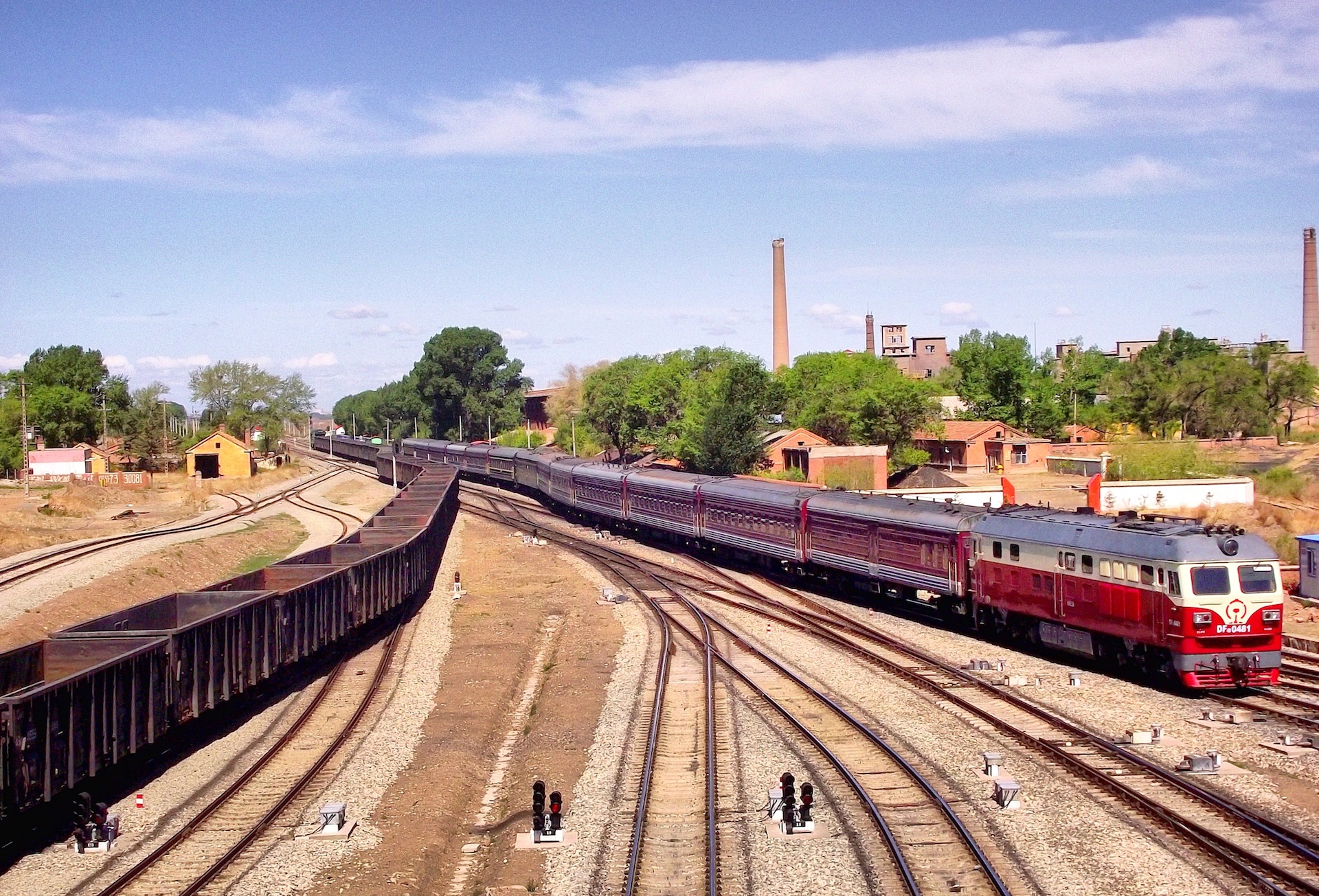 CRRC Dalian DF4D – photo 21