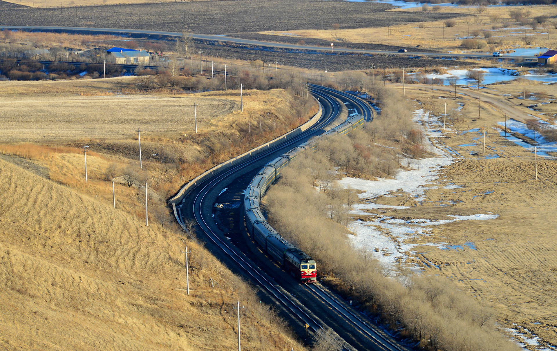 CRRC Dalian DF4D – photo 16