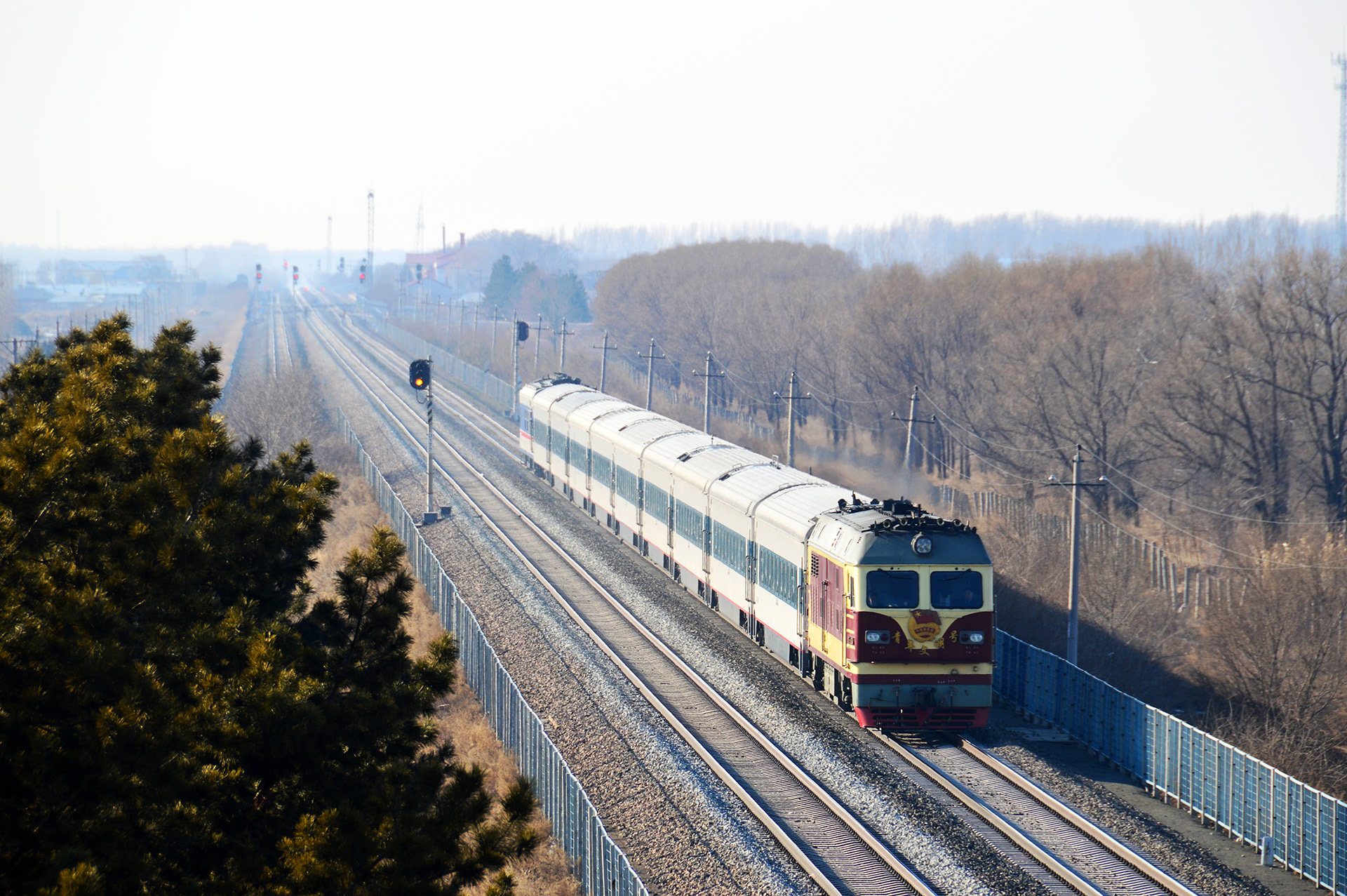 CRRC Dalian DF4DK – photo 4