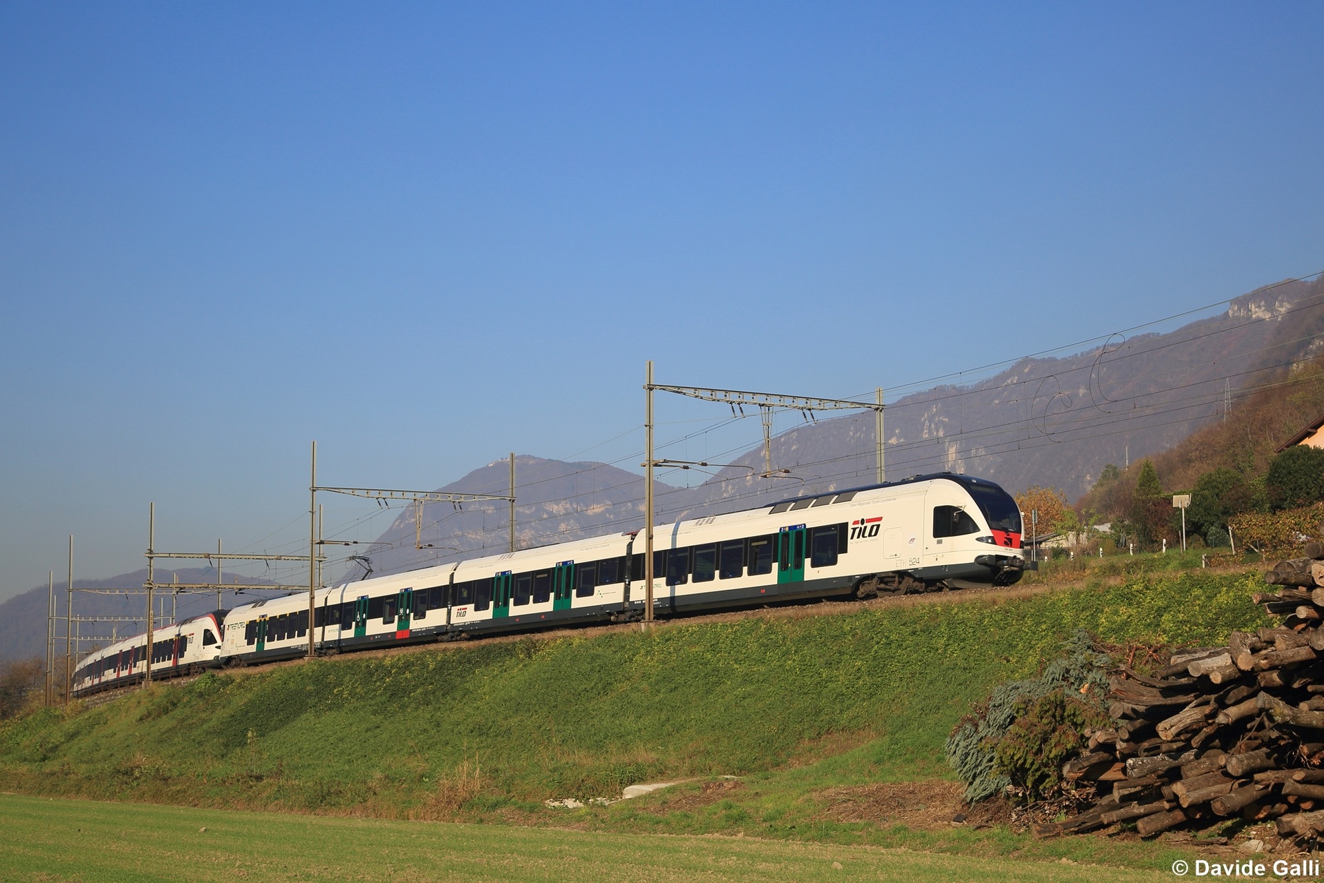 Stadler Flirt 4/10 15 kV+3 kV – photo 17