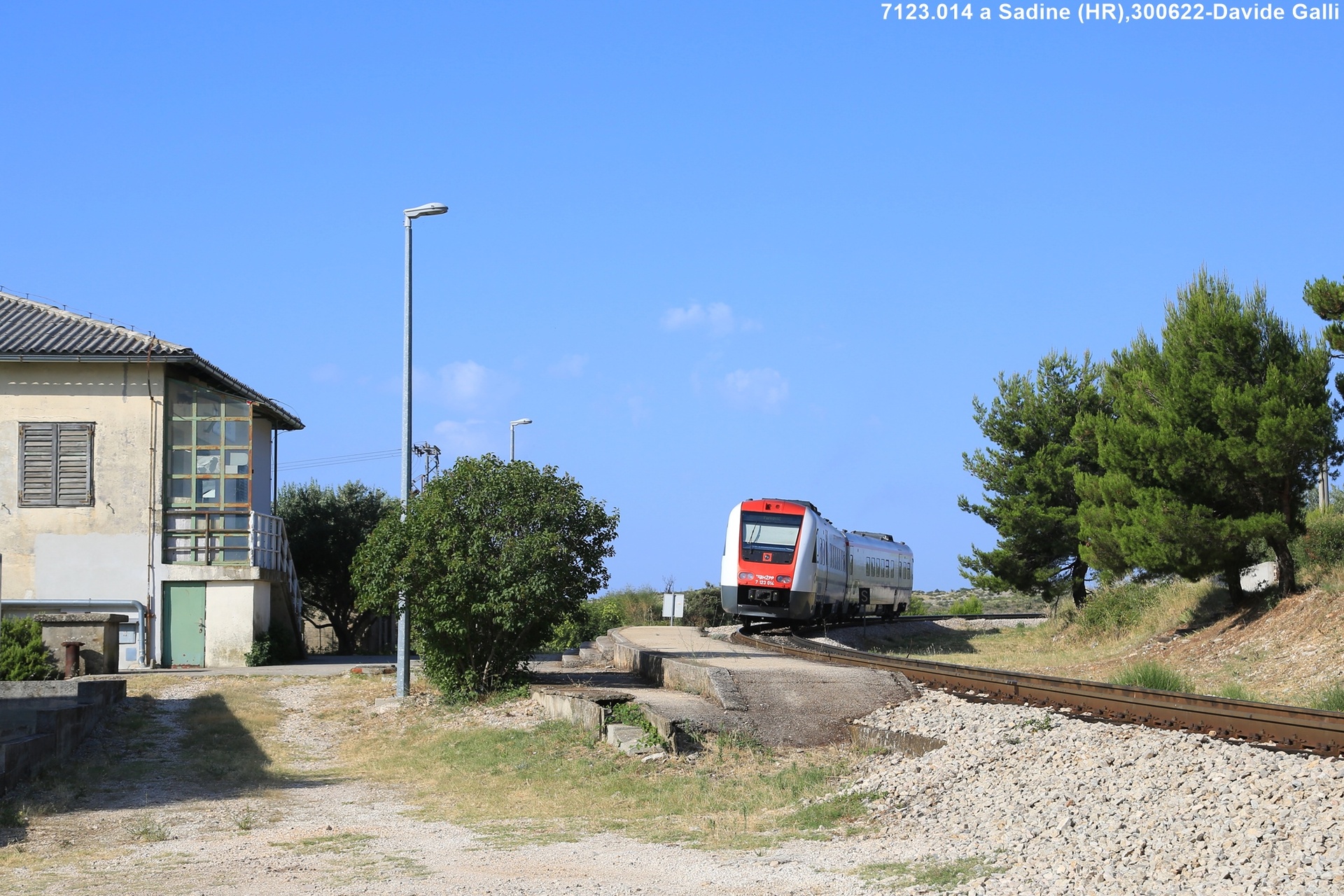 Bombardier RegioSwinger (DB 612) – photo 14