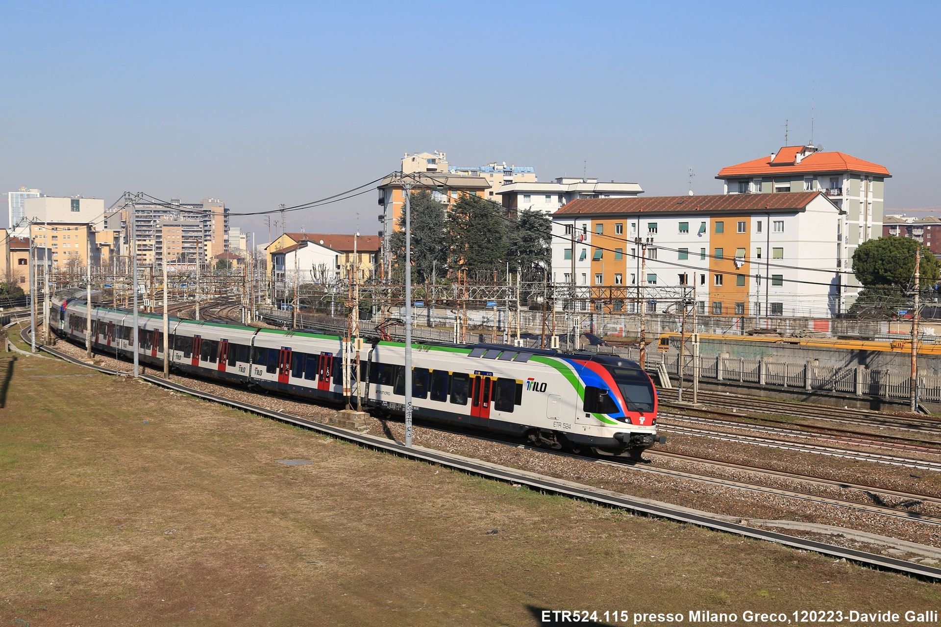 Stadler Flirt 6/14 15 kV+3 kV – photo 3