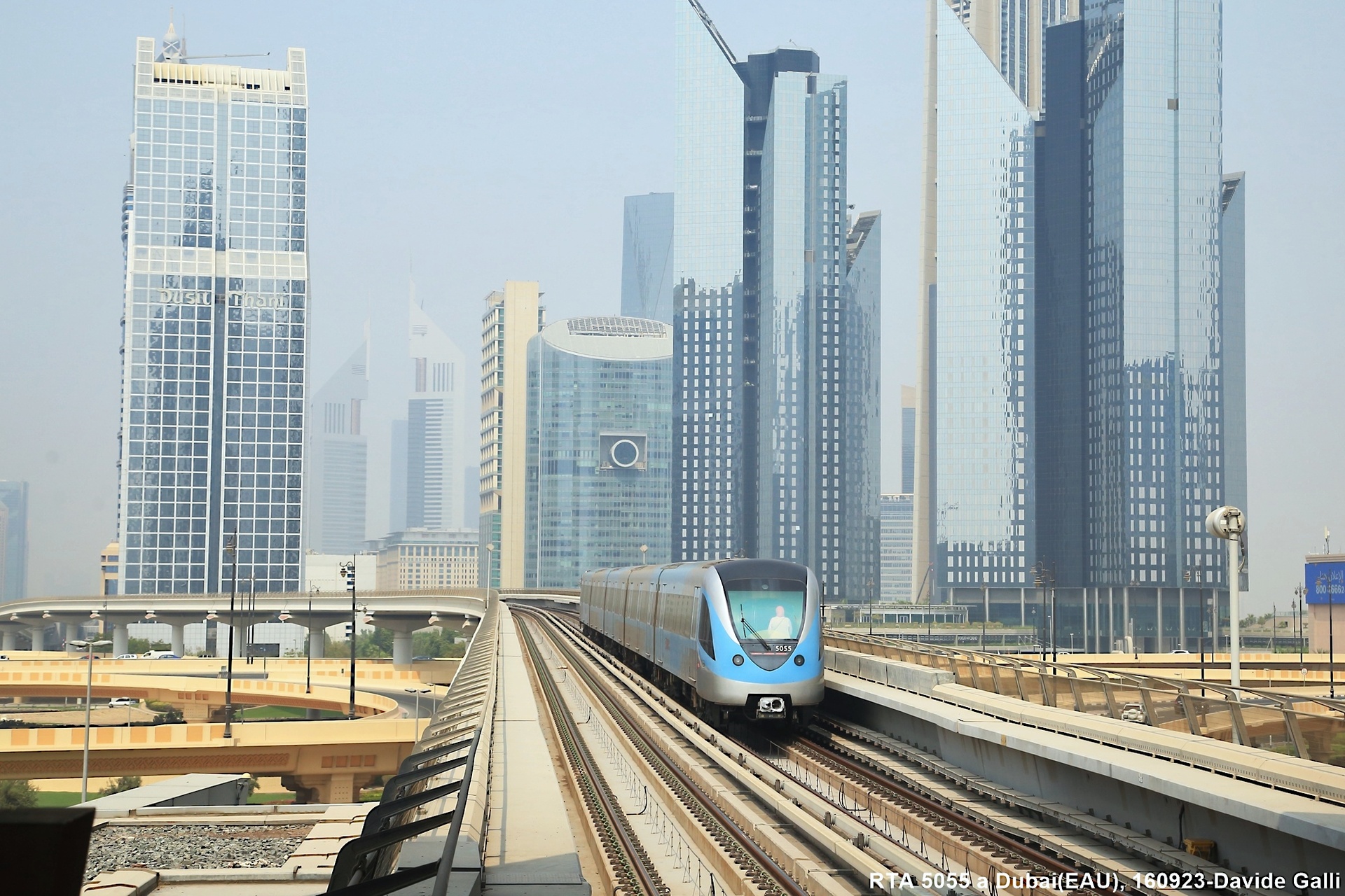 Kinki Sharyo Dubai Metro – photo 3