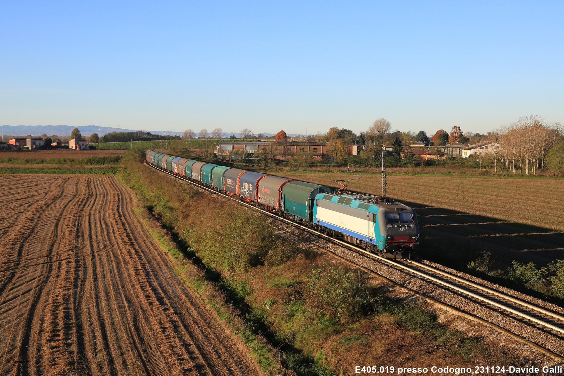 Bombardier E405 – photo 9