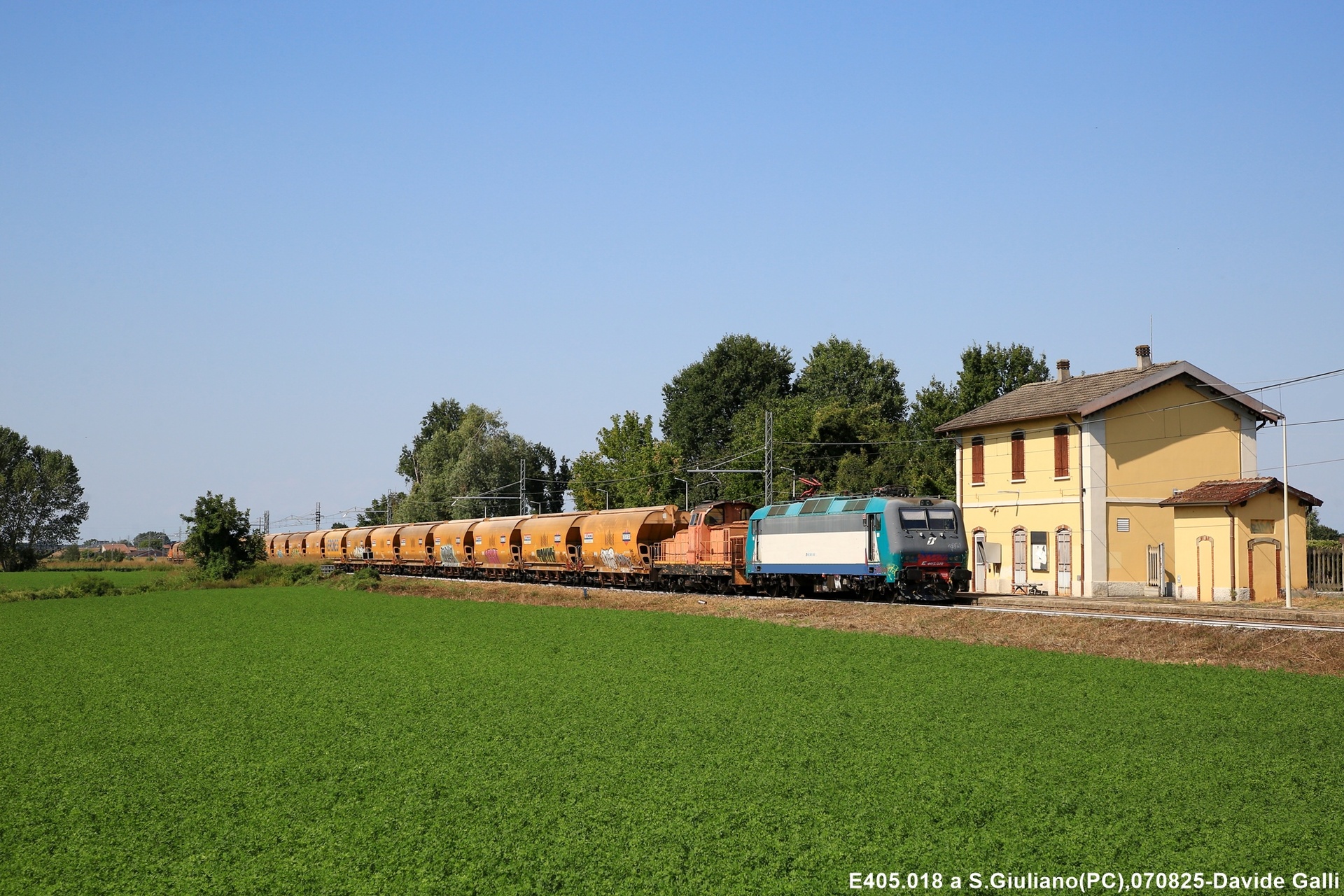 Bombardier E405 – photo 4