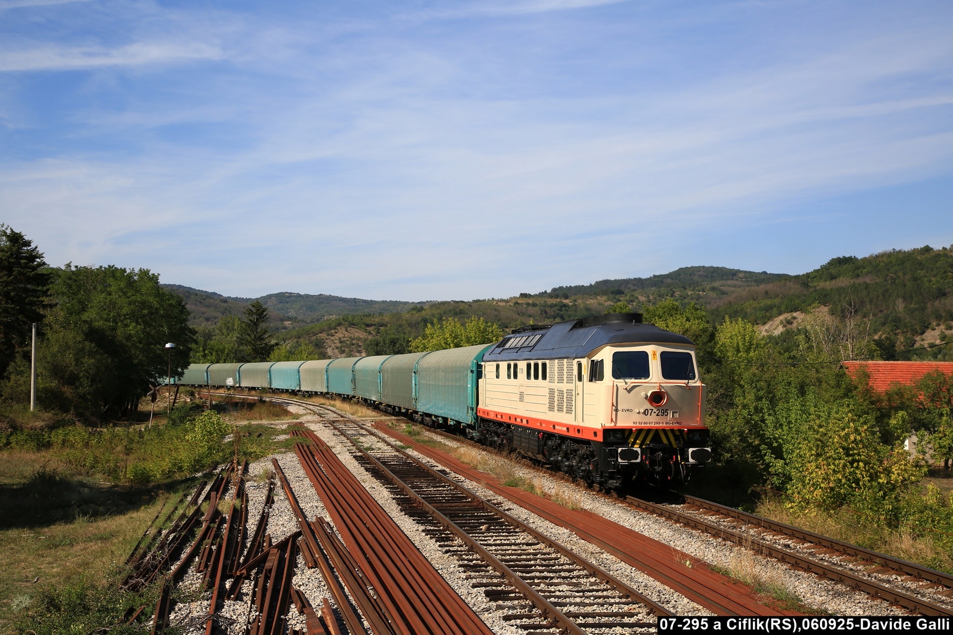 Luhanskteplovoz Br 233 – photo 2