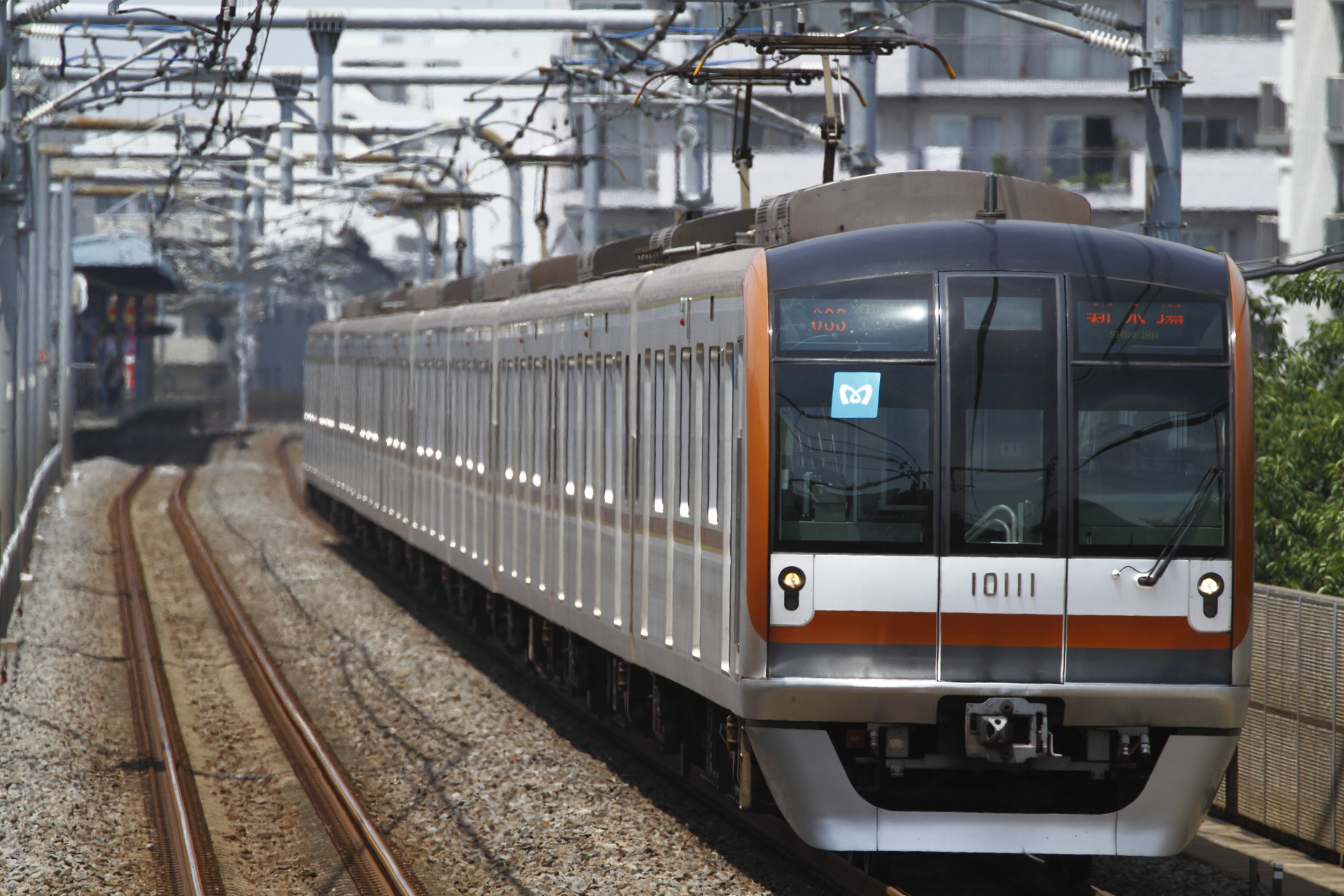 Hitachi Tokyo Metro 10000 series – photo 2