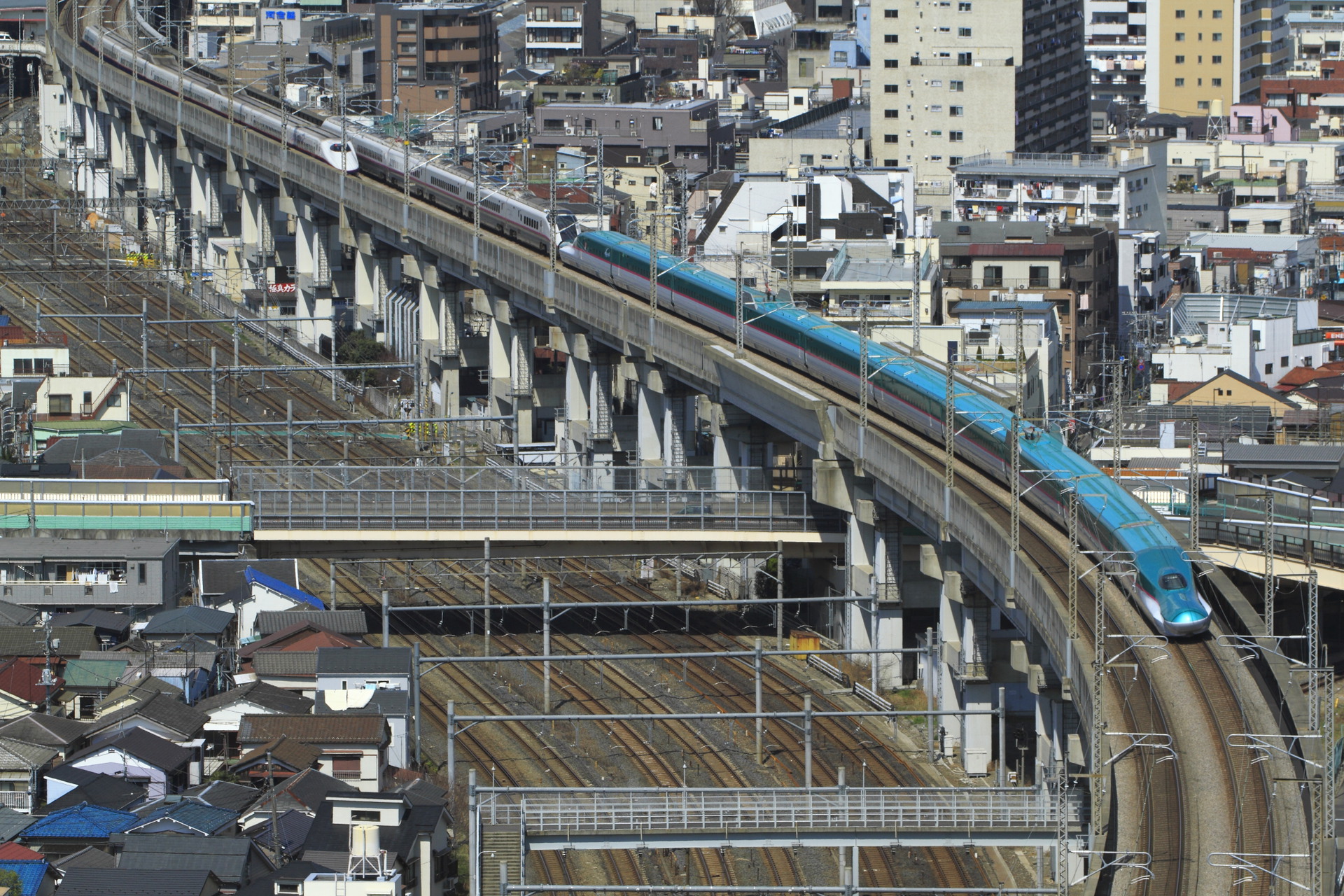Hitachi E5 – photo 23