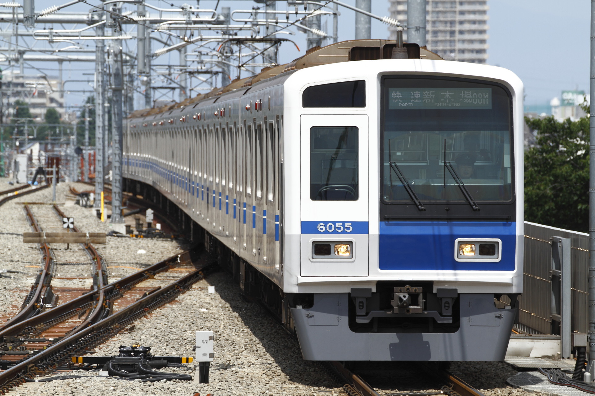 Hitachi Seibu 6000 – photo 7