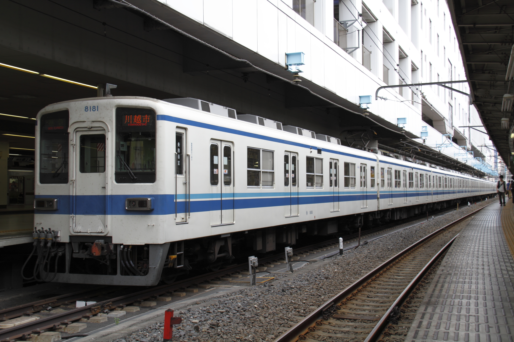 FHI Tobu 8000 – photo 13