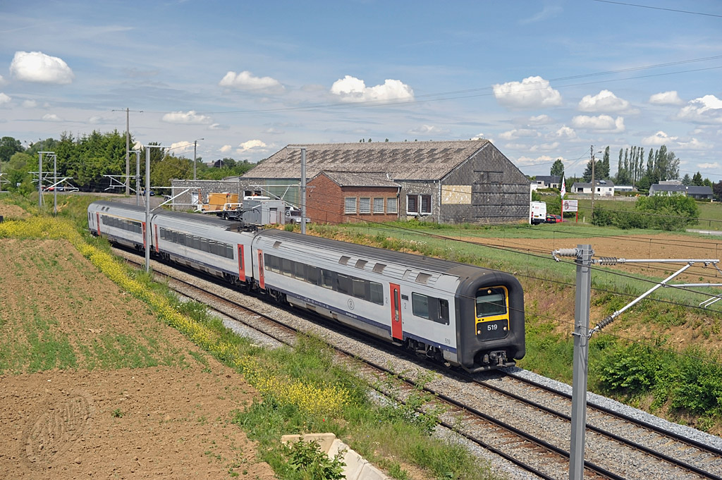 Bombardier AM96.5 – photo 17