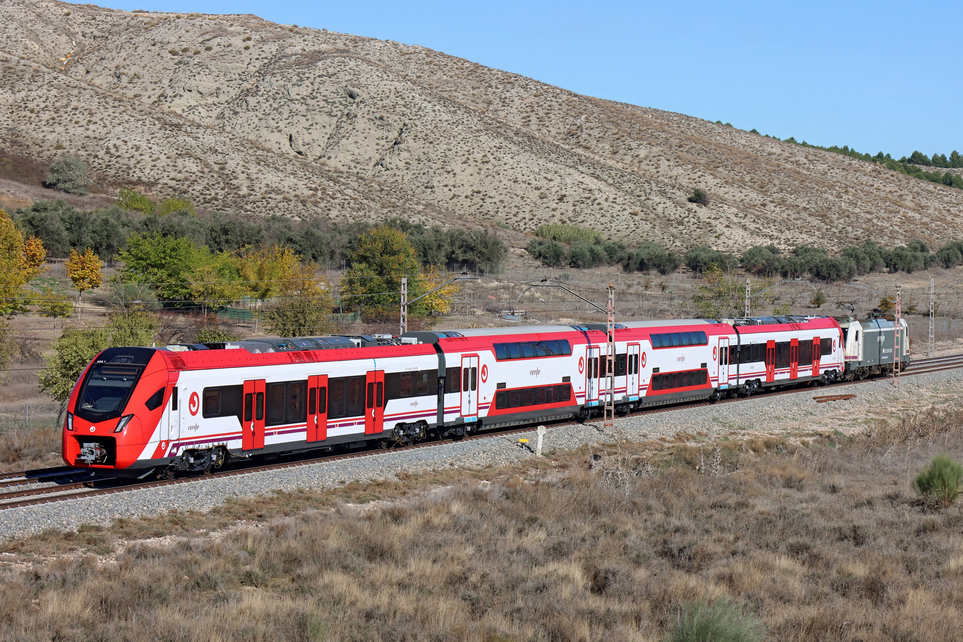 Stadler RENFE 453 – photo 2