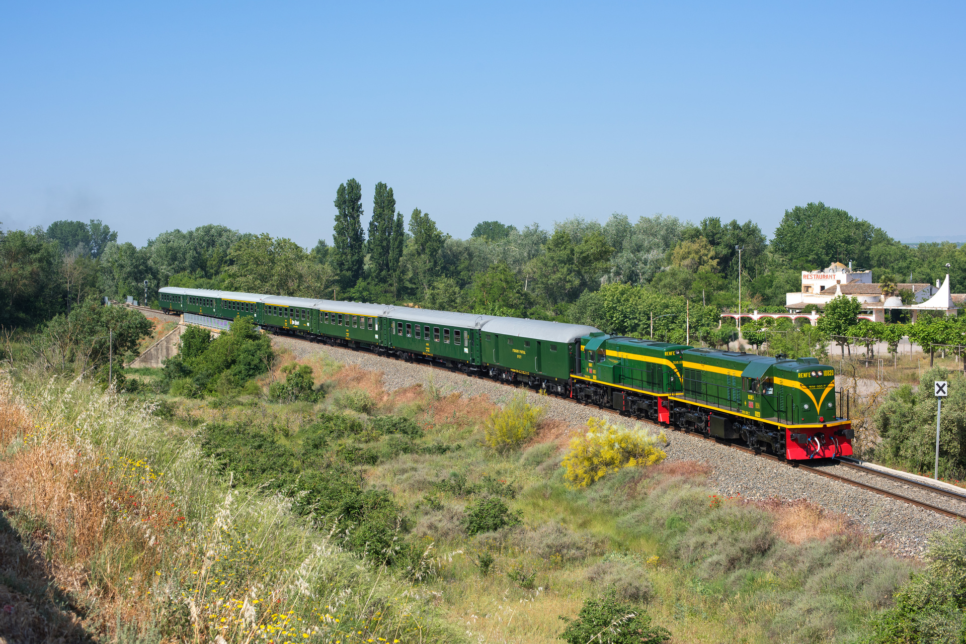 GE U10B – photo 19