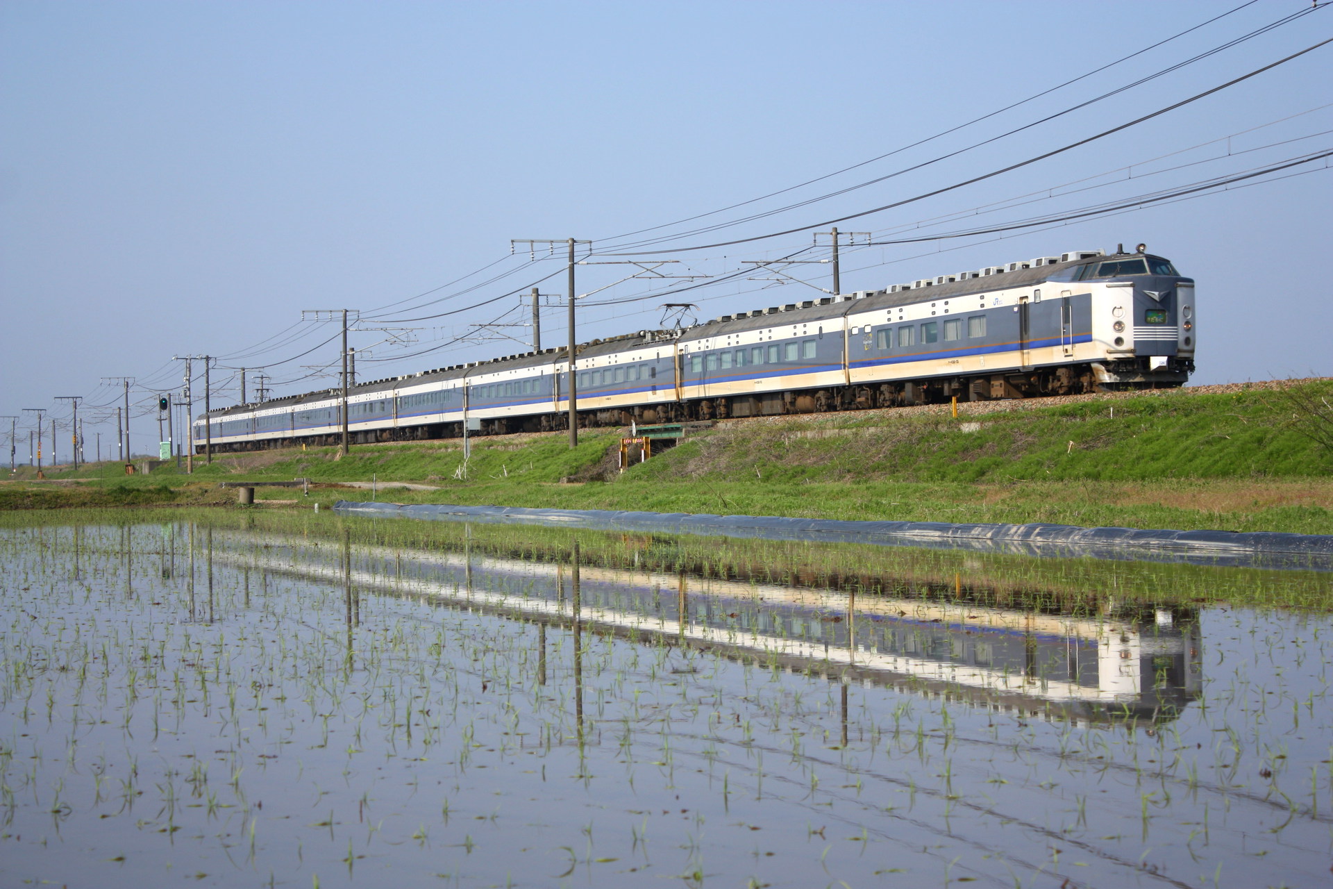 Nippon Sharyo JNR 583 series – photo 6