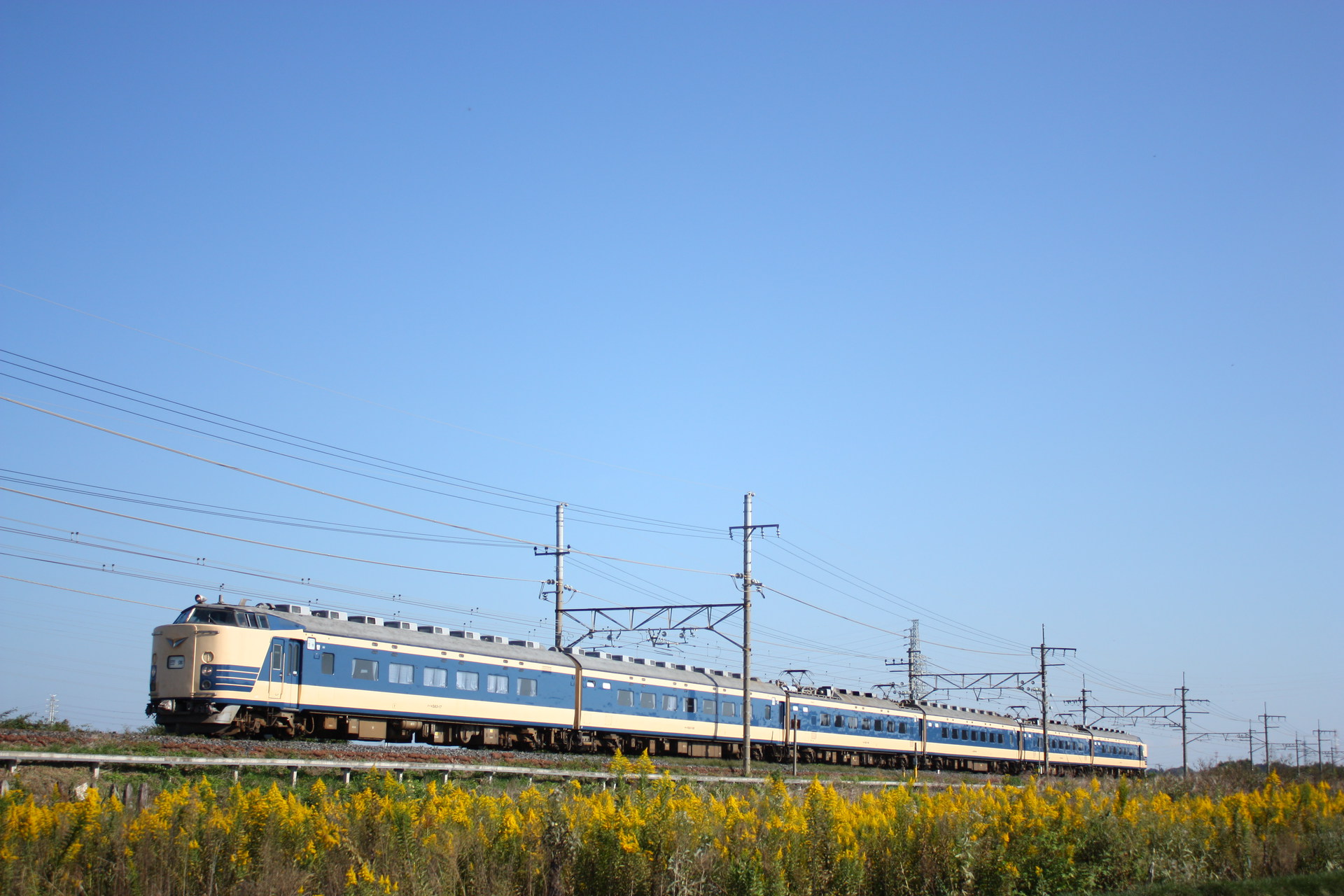 Nippon Sharyo JNR 583 series – photo 7