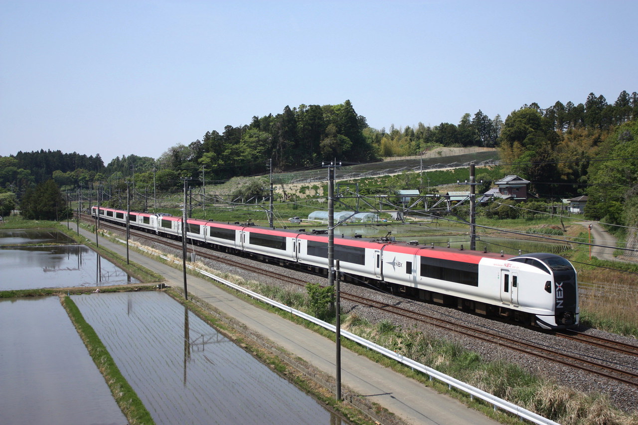 Tokyu Car E259 – photo 8