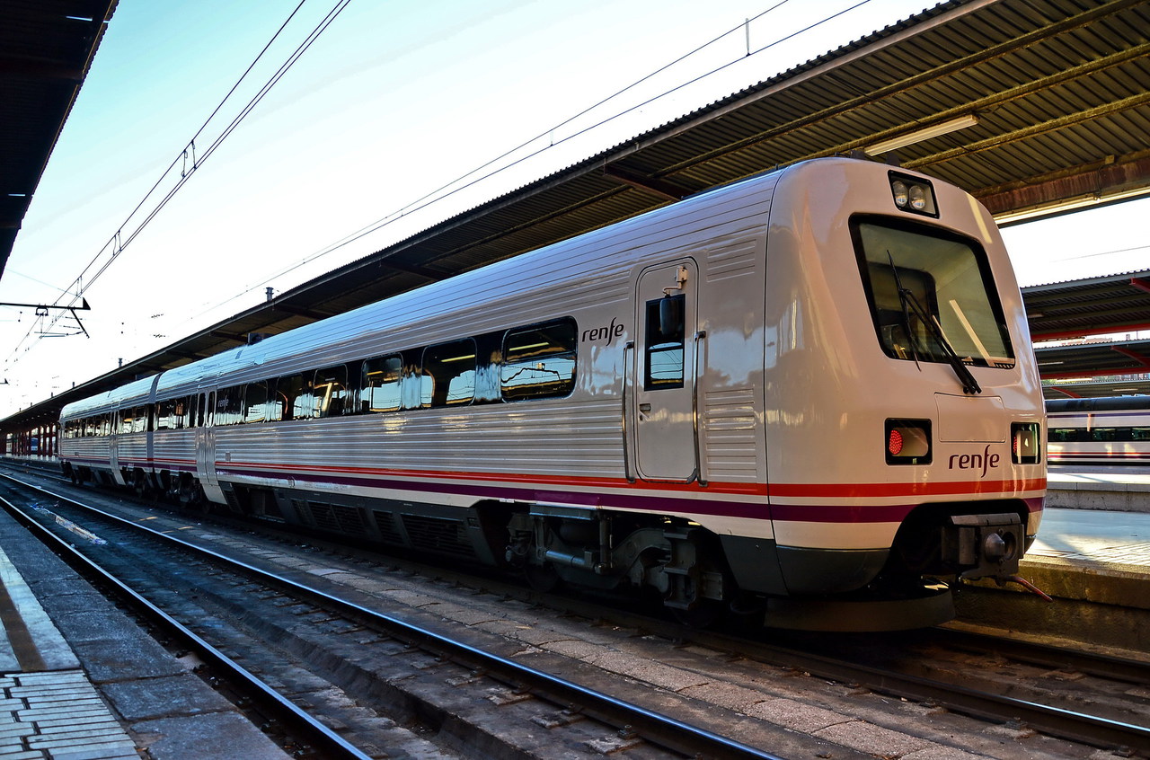 CAF RENFE 594 – photo 21