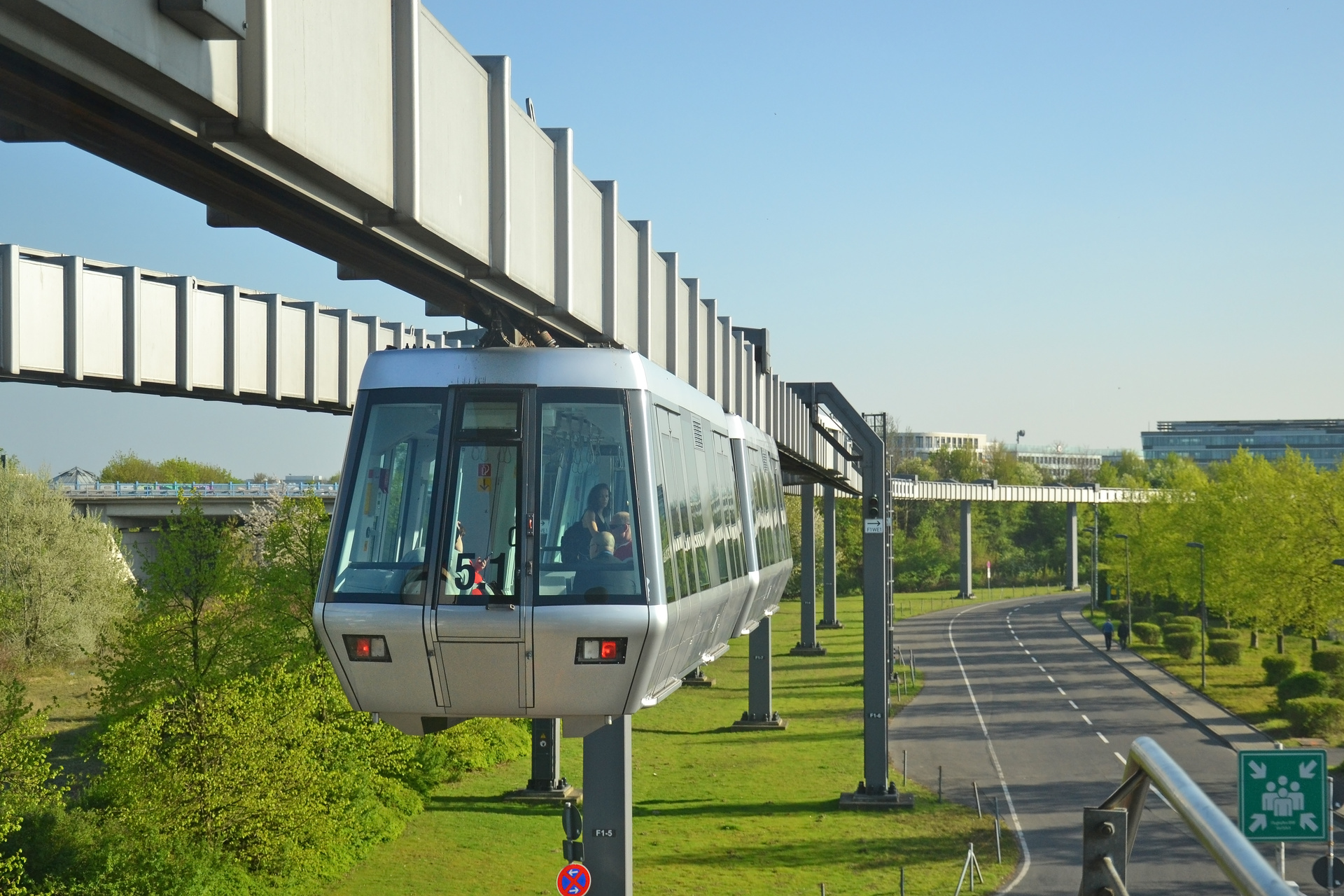 Siemens DUS SkyTrain – photo 2
