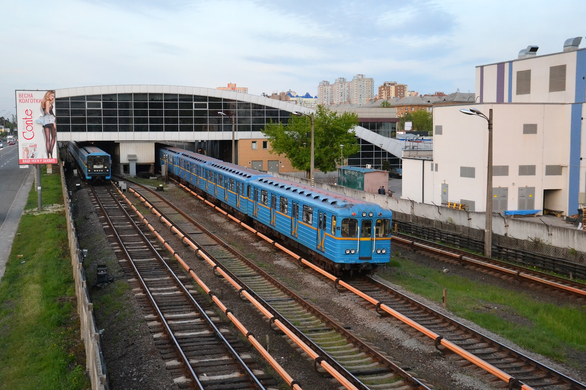 Vagonmash Ema-502 – photo 14