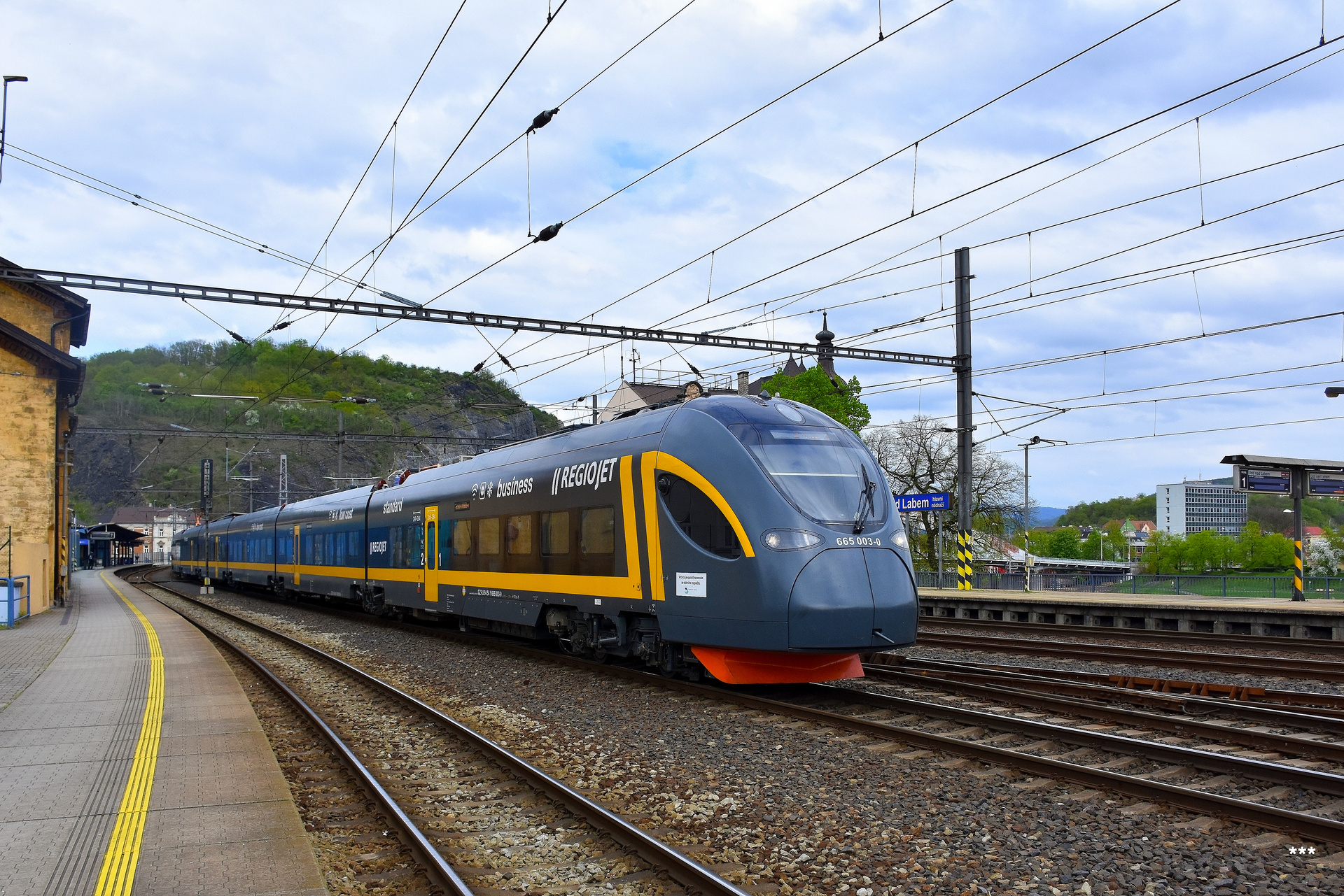 CRRC Zhuzhou 665 Sirius – Foto 2