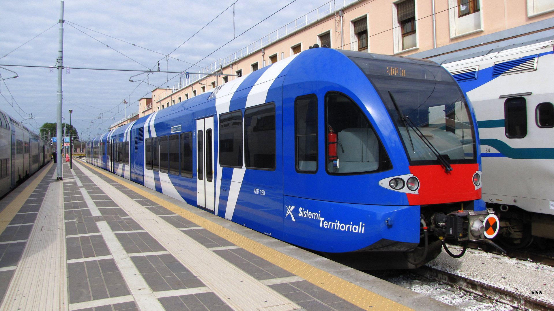 Stadler GTW 4/12 – photo 13