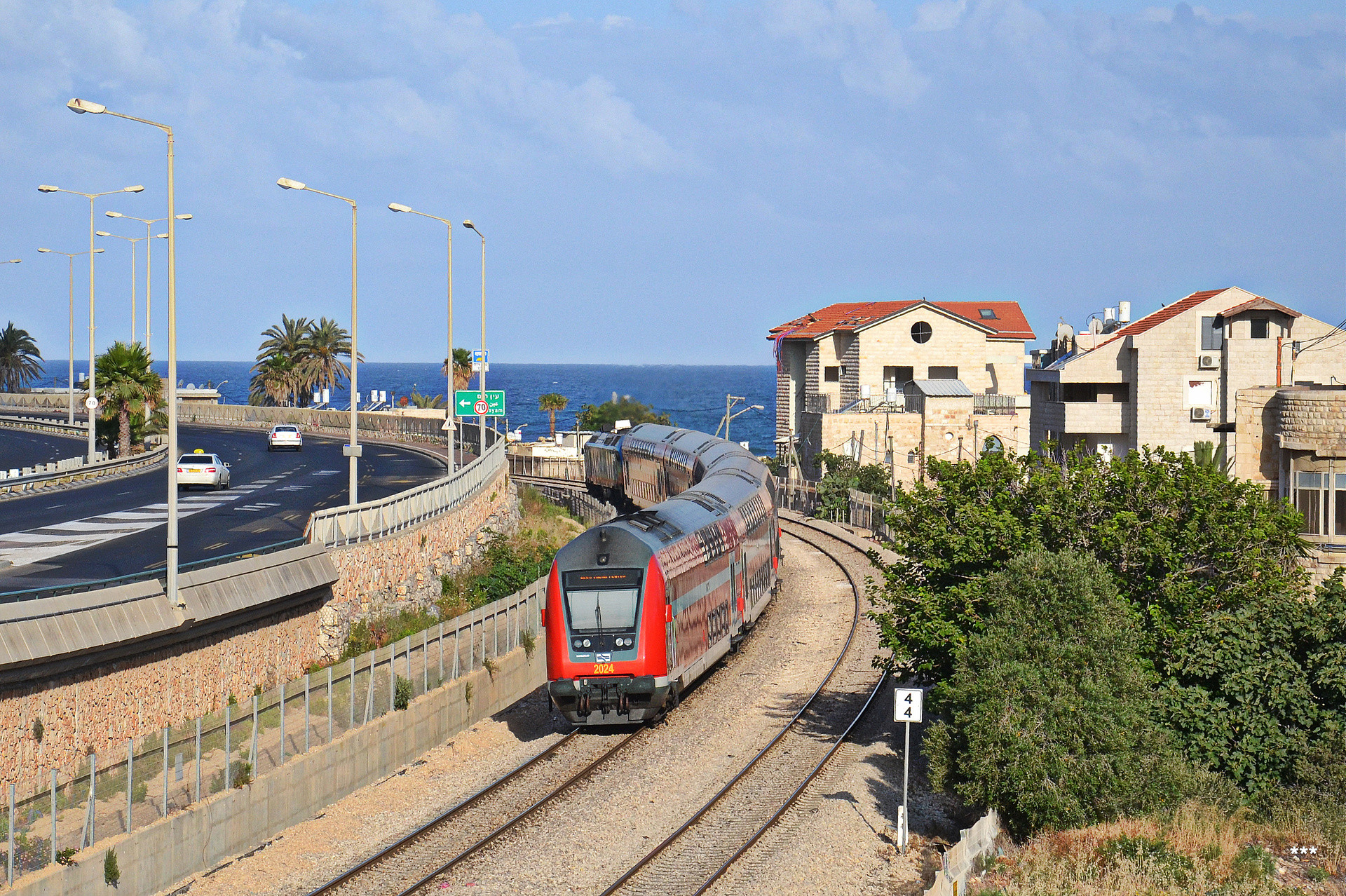 Bombardier ISR Double-Deck – photo 17