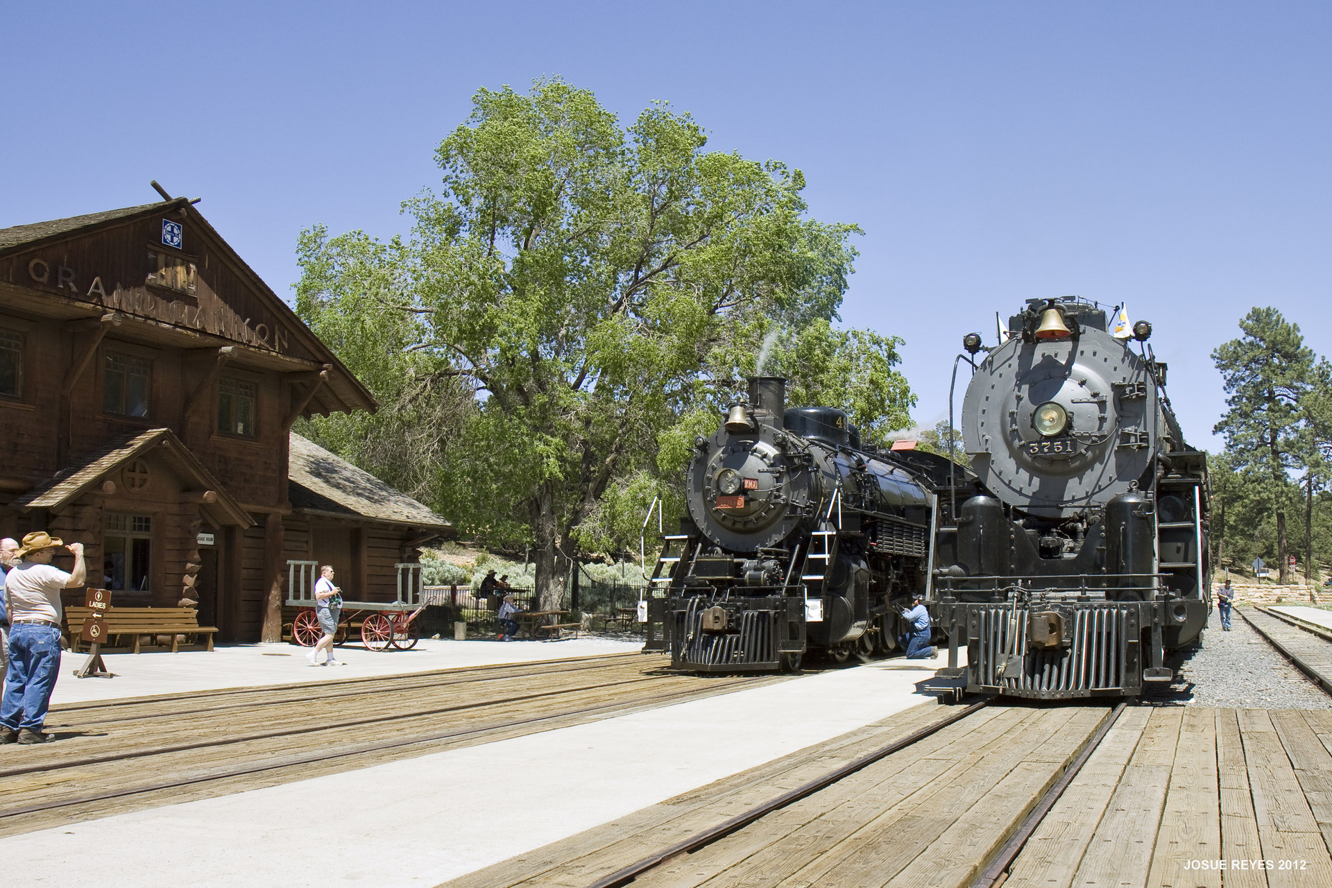Baldwin ATSF 3751 – photo 13