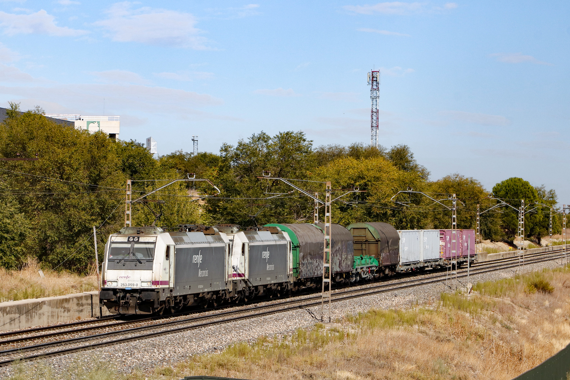 Bombardier F140 DC / S/253 – photo 19