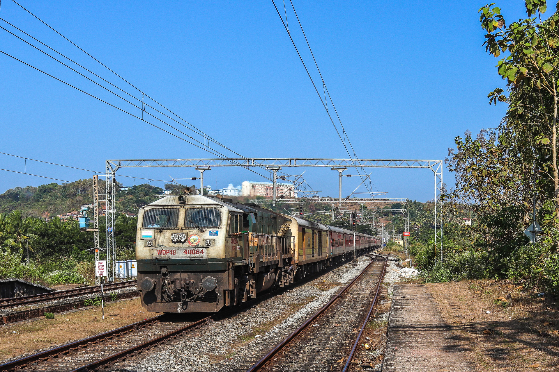 EMD GT46PAC – photo 7
