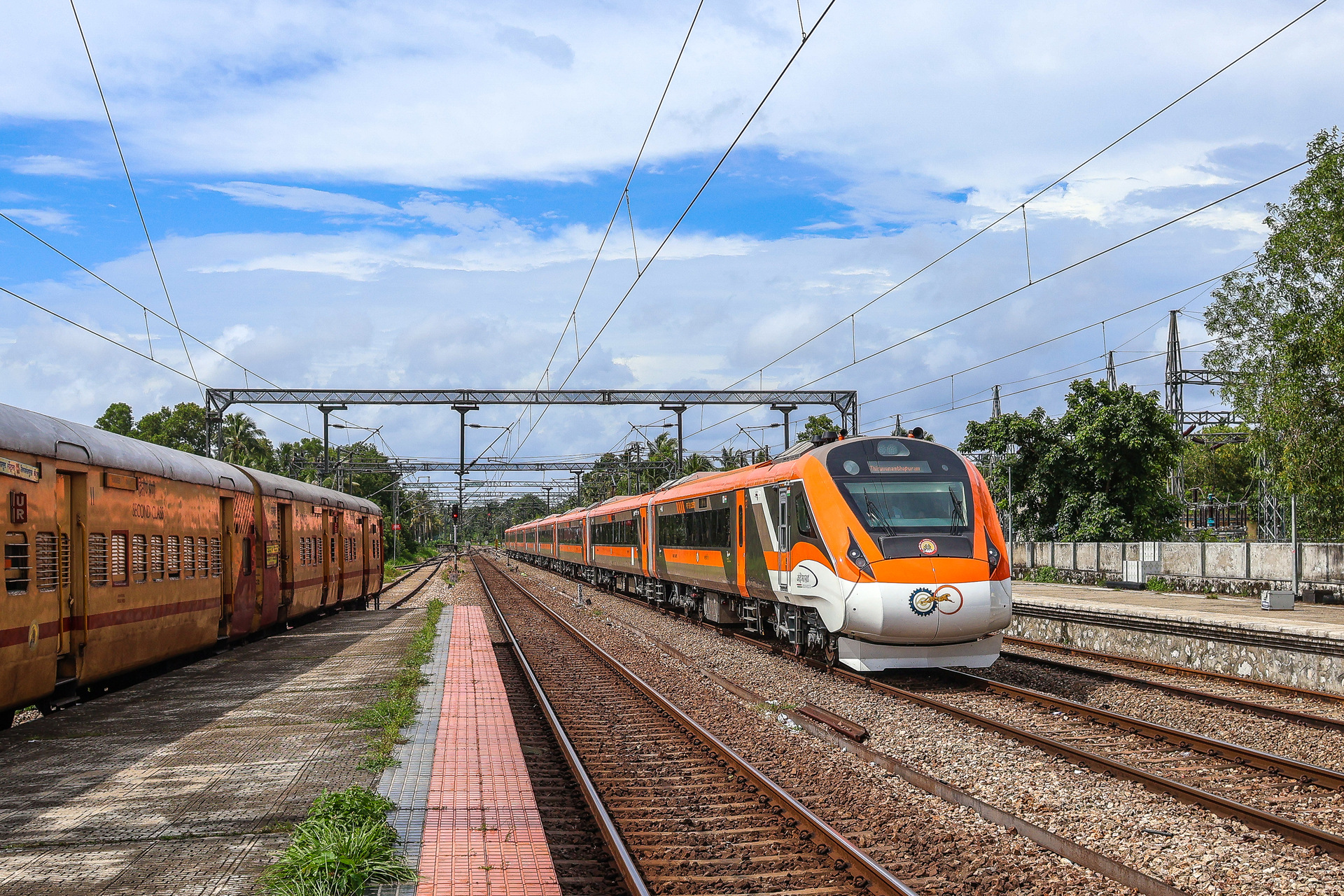 ICF Vande Bharat (Train 18) – foto 20