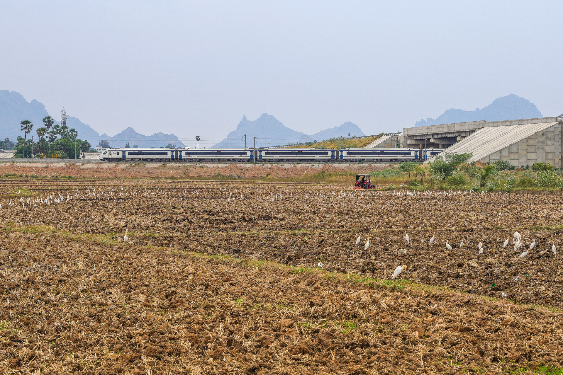 ICF Vande Bharat (Train 18) – foto 11