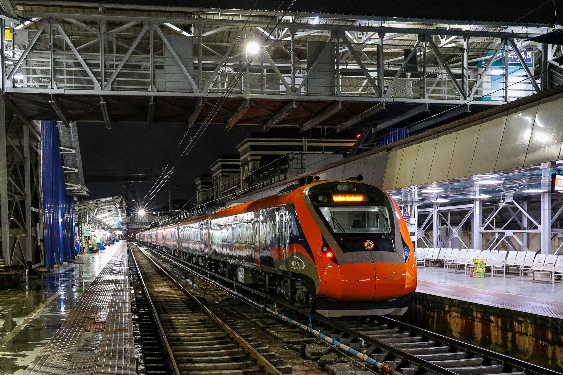 ICF Vande Bharat (Train 18) – foto 9