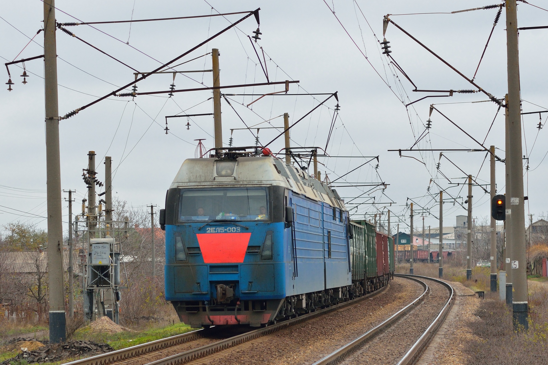 Luhanskteplovoz 2EL5 – photo 2