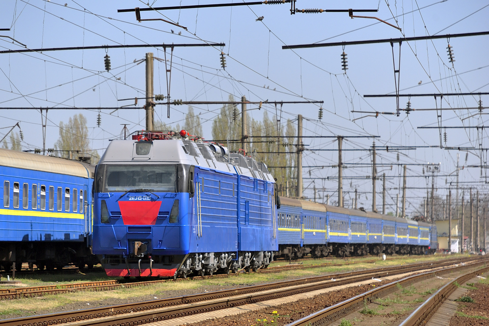 Luhanskteplovoz 2EL5 – photo 24
