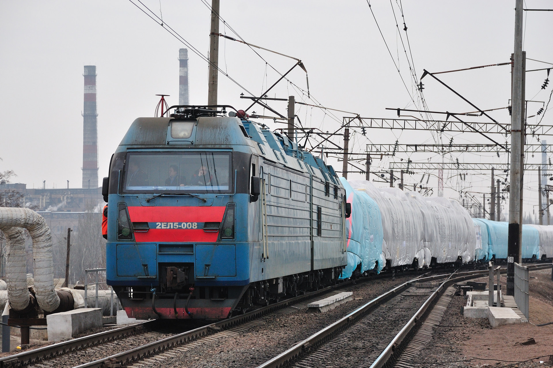 Luhanskteplovoz 2EL5 – photo 12