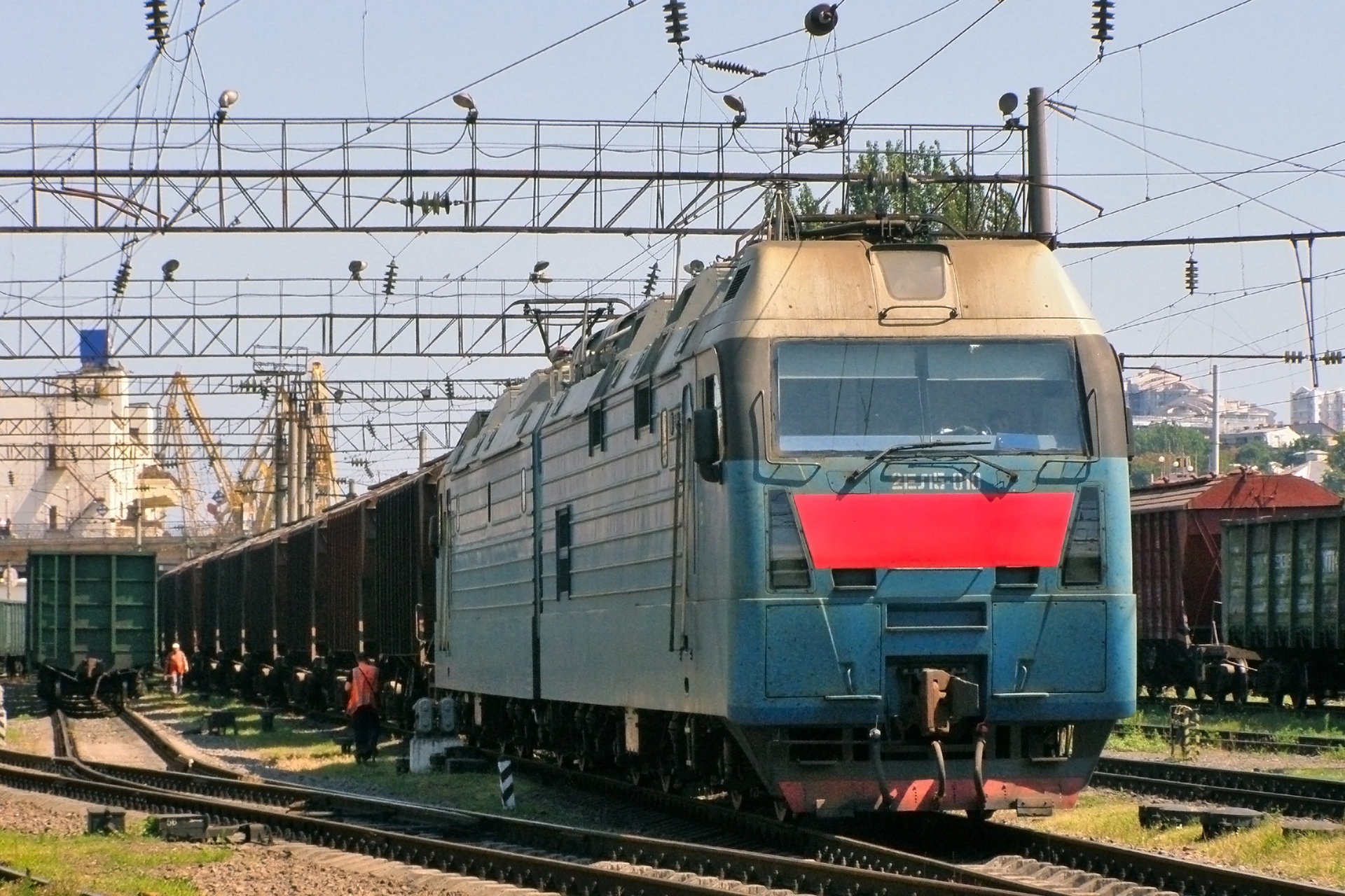 Luhanskteplovoz 2EL5 – photo 18