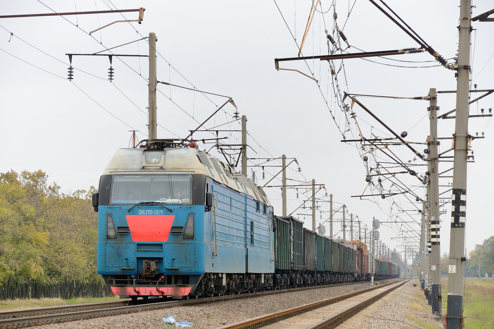 Luhanskteplovoz 2EL5 – photo 15