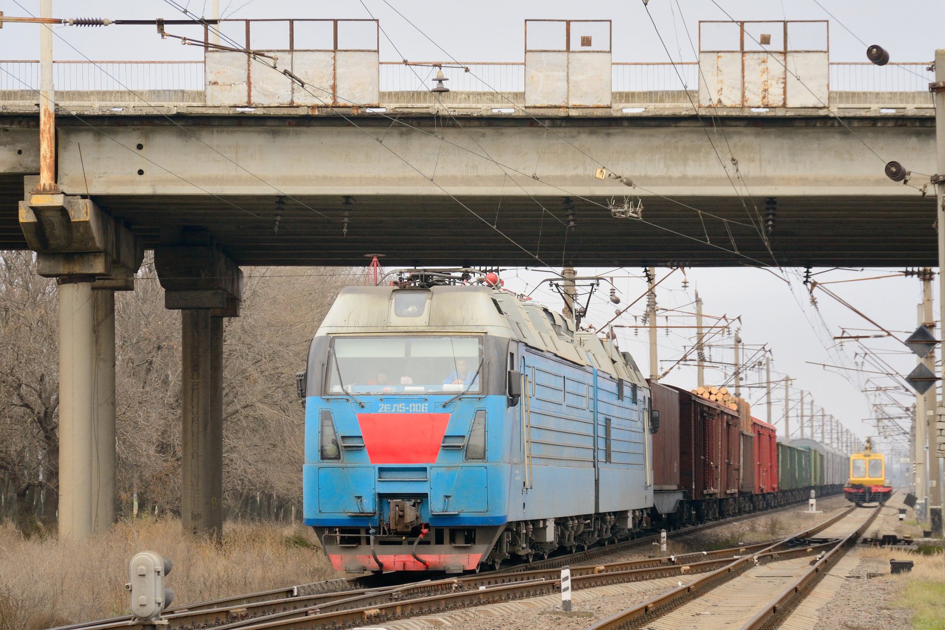 Luhanskteplovoz 2EL5 – photo 14