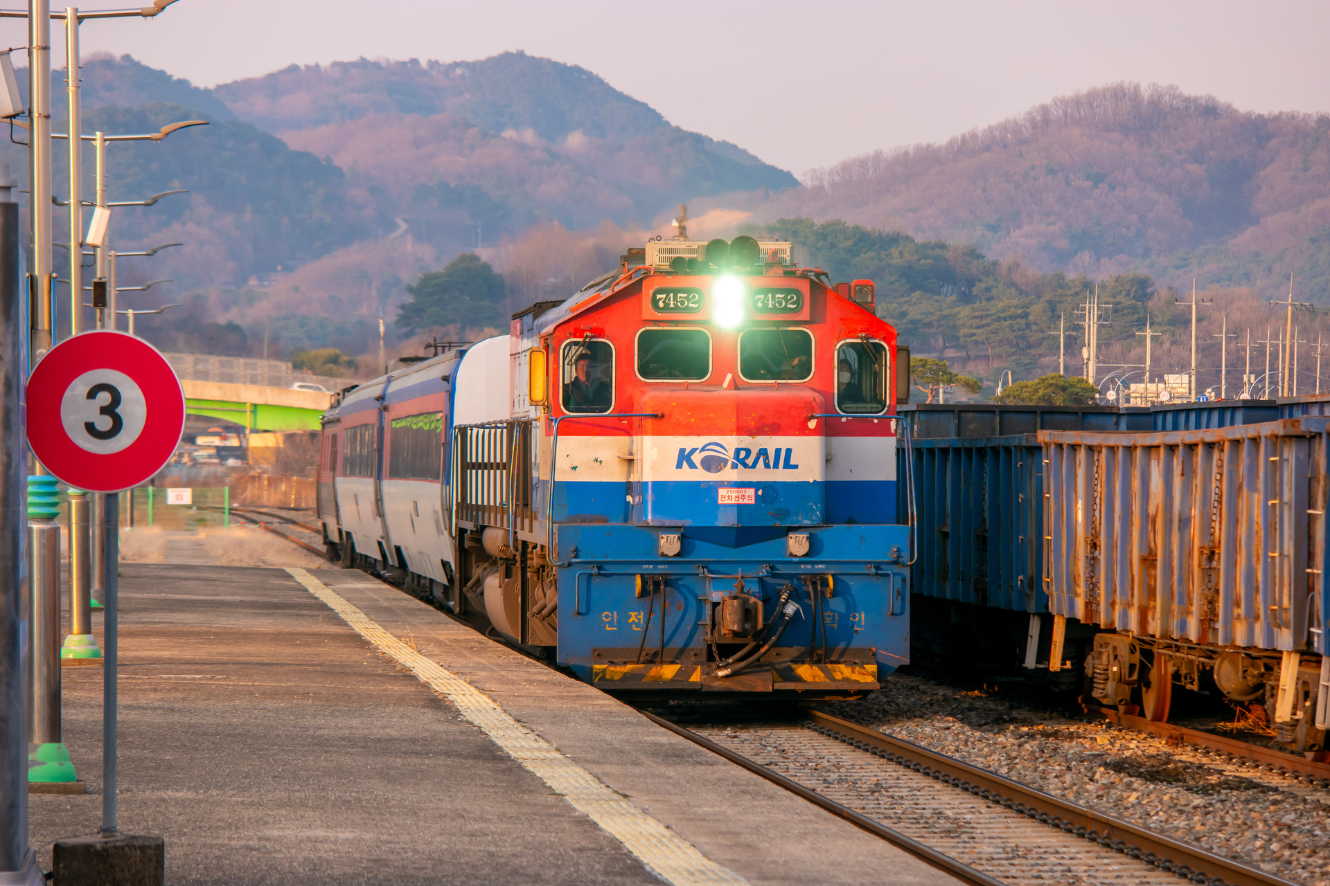 EMD GT26CW-2 – photo 10