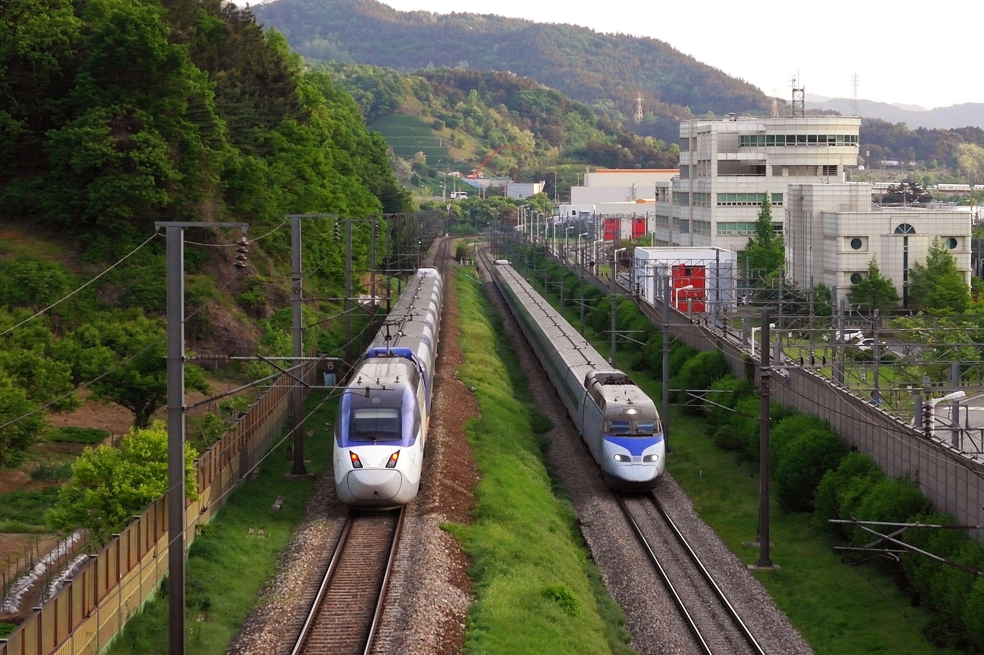 Hyundai Rotem KTX-II Sancheon – photo 9