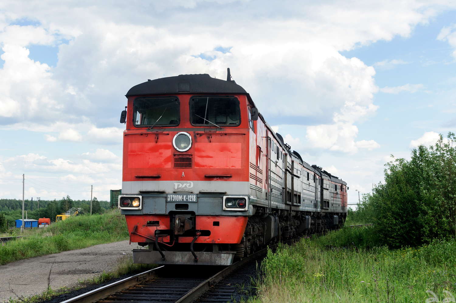 Luhanskteplovoz 3TE10M-K – foto 10