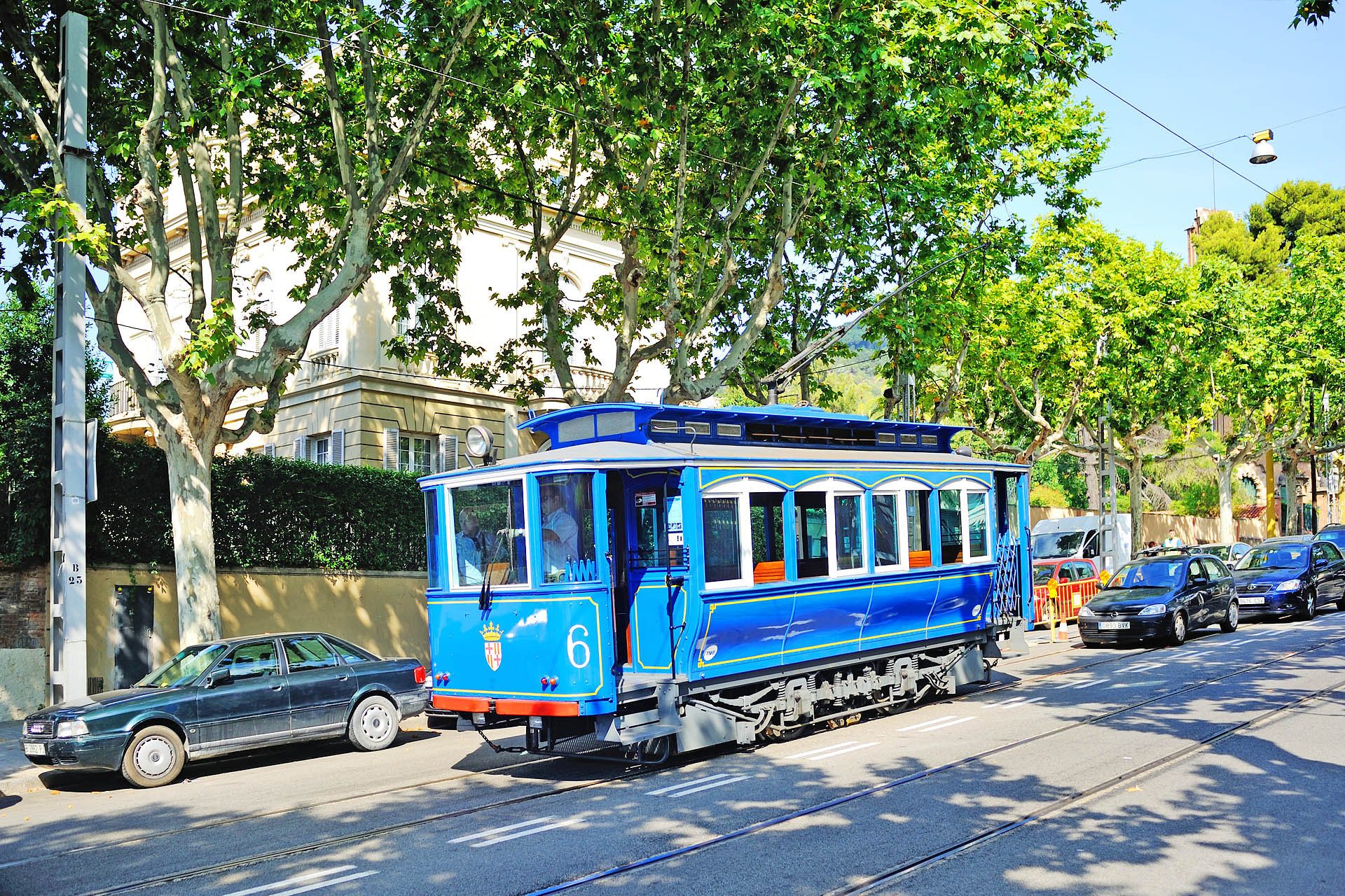 Estrada Tramvia Blau 5-10 – foto 4