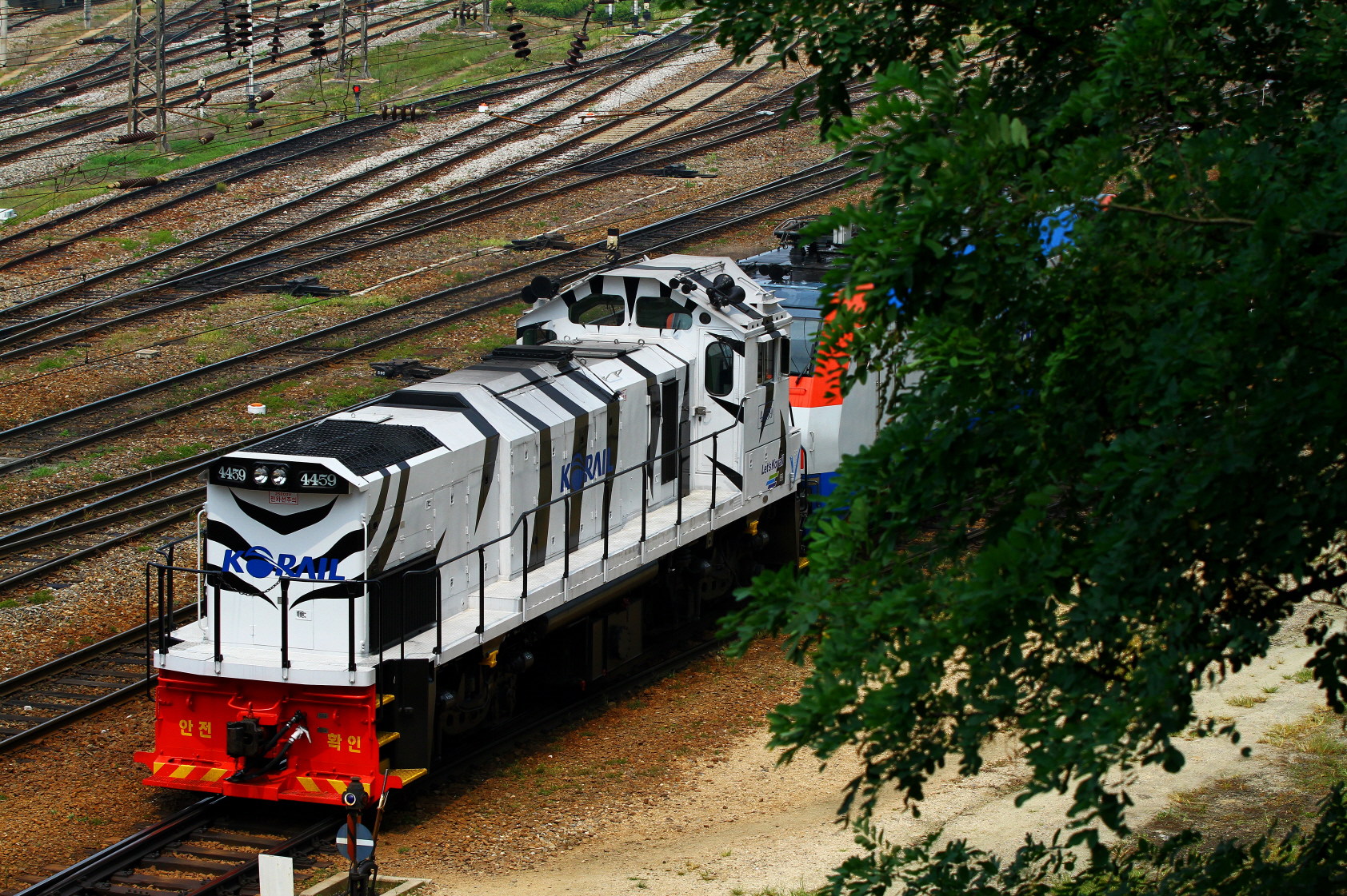 Hyundai Rotem Korail 4400 – photo 13