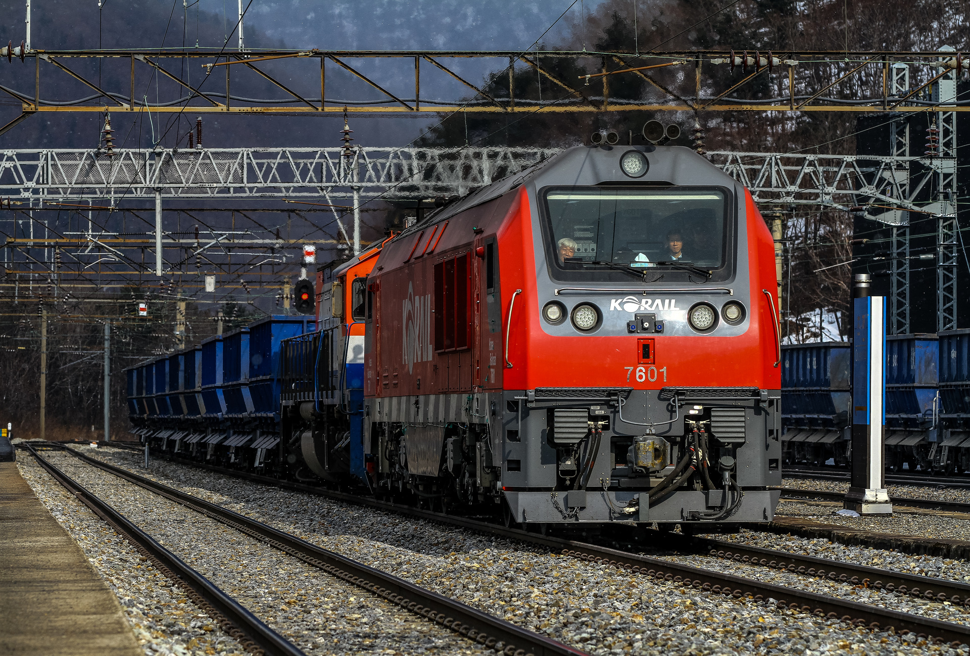 Hyundai Rotem PH37ACi – photo 16