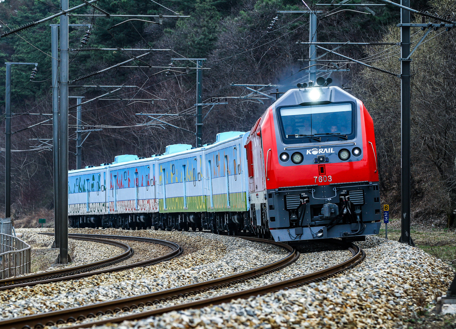 Hyundai Rotem PH37ACi – photo 14