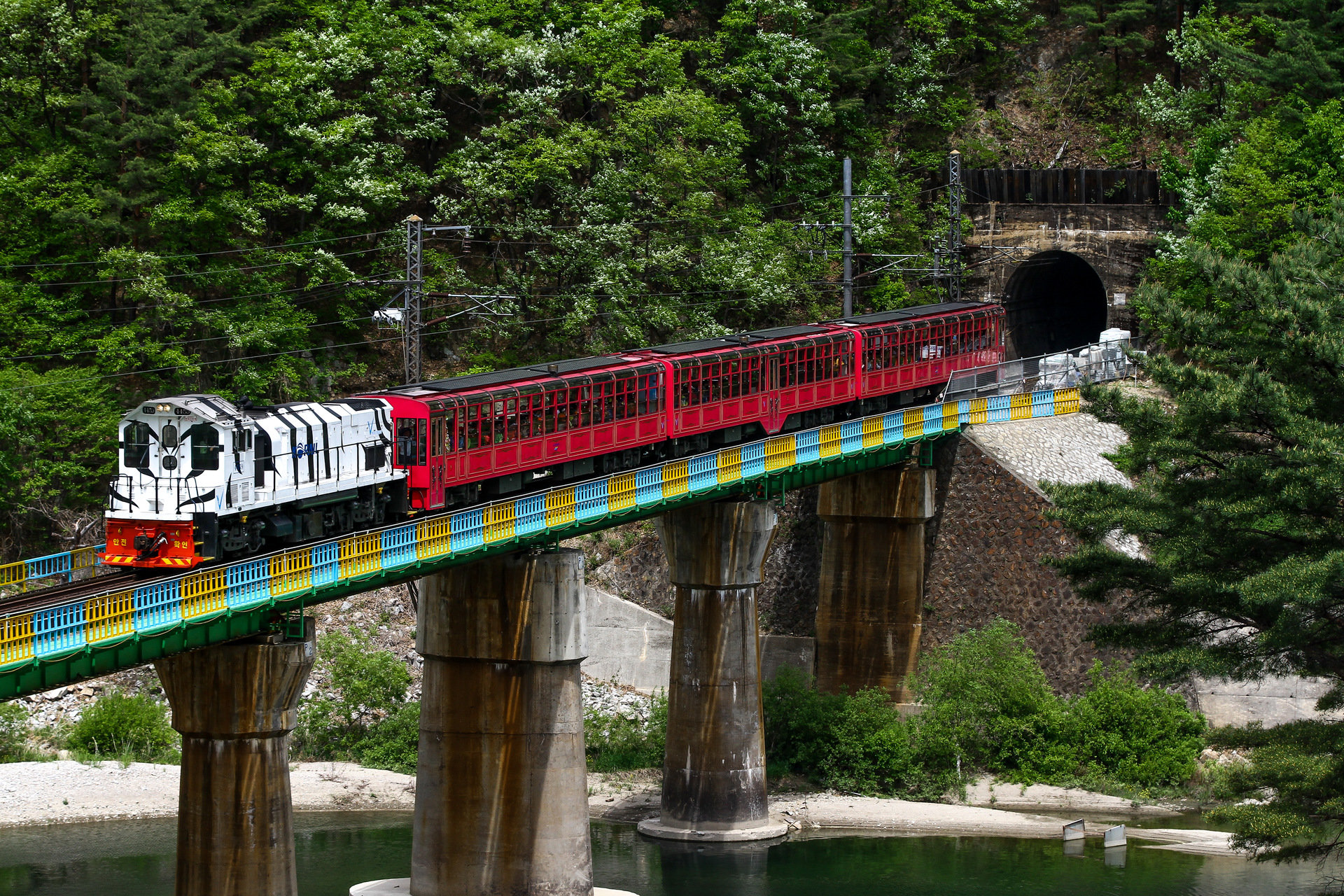 Hyundai Rotem Korail 4400 – photo 10