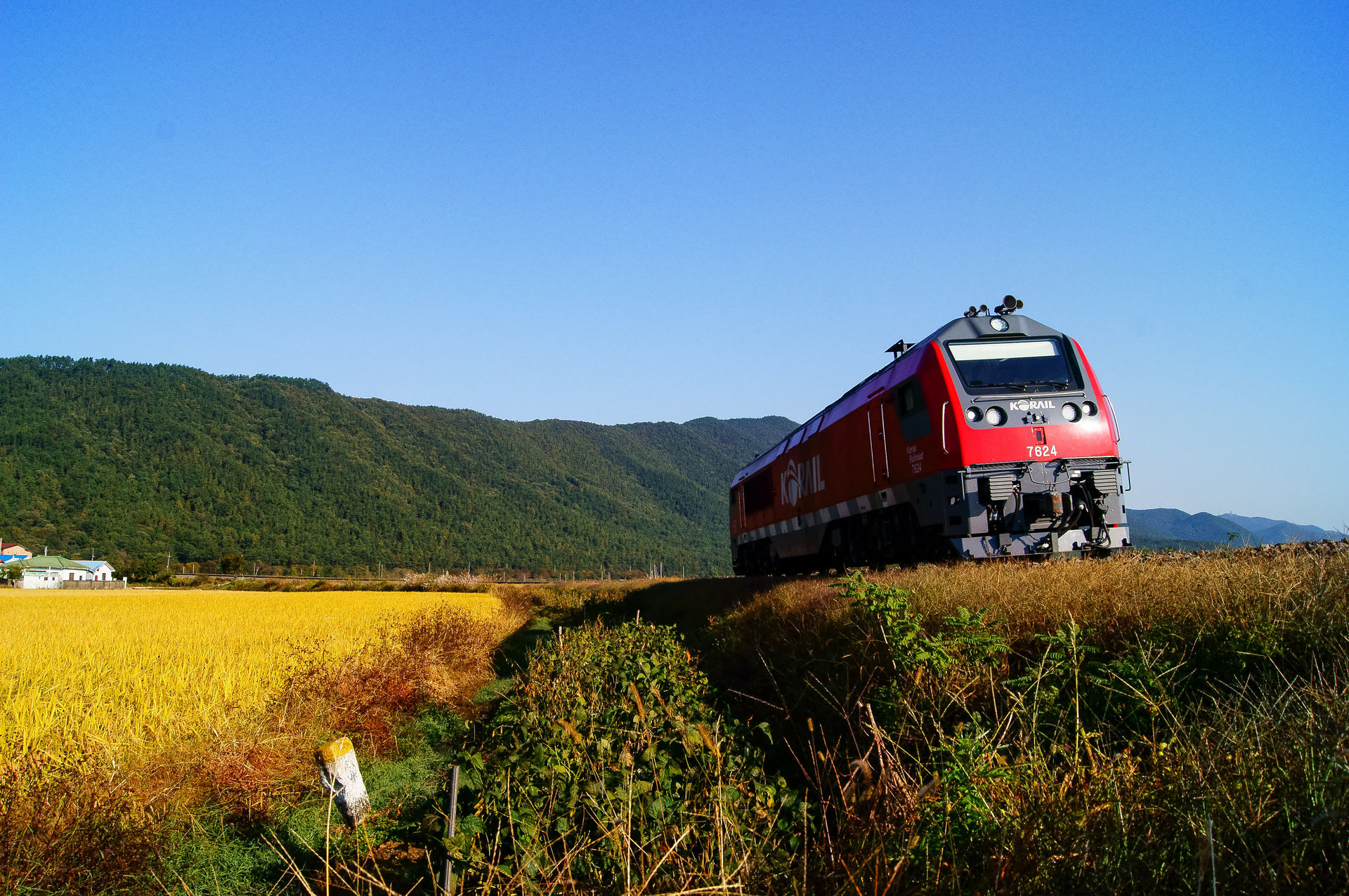 Hyundai Rotem PH37ACi – photo 18